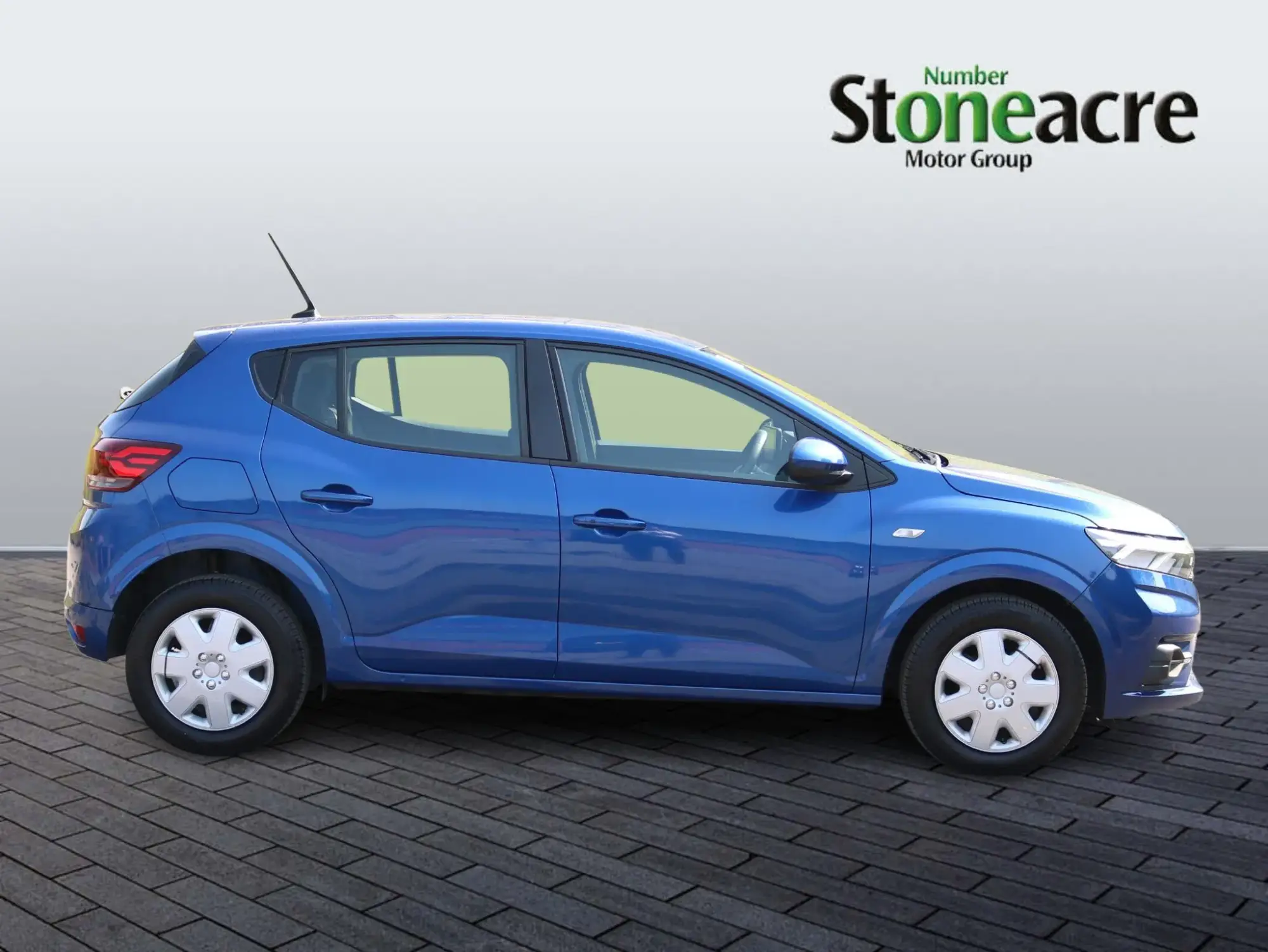 Dacia Sandero 1.0 TCe Comfort 5dr PF71OFY Image 2