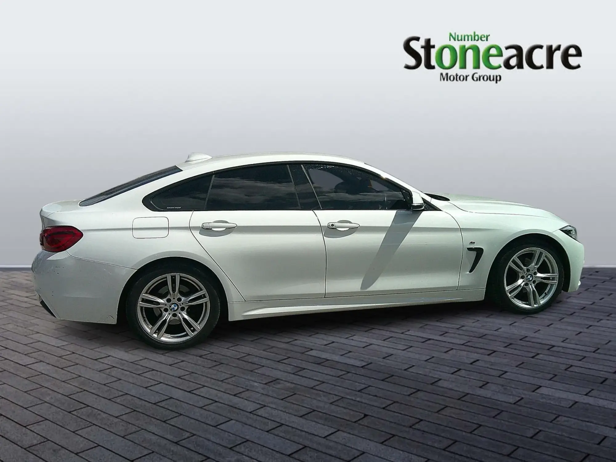BMW 4 Series Gran Coupe 2.0 420i M Sport Auto Euro 6 (s/s) 5dr LB67LVY Image 2