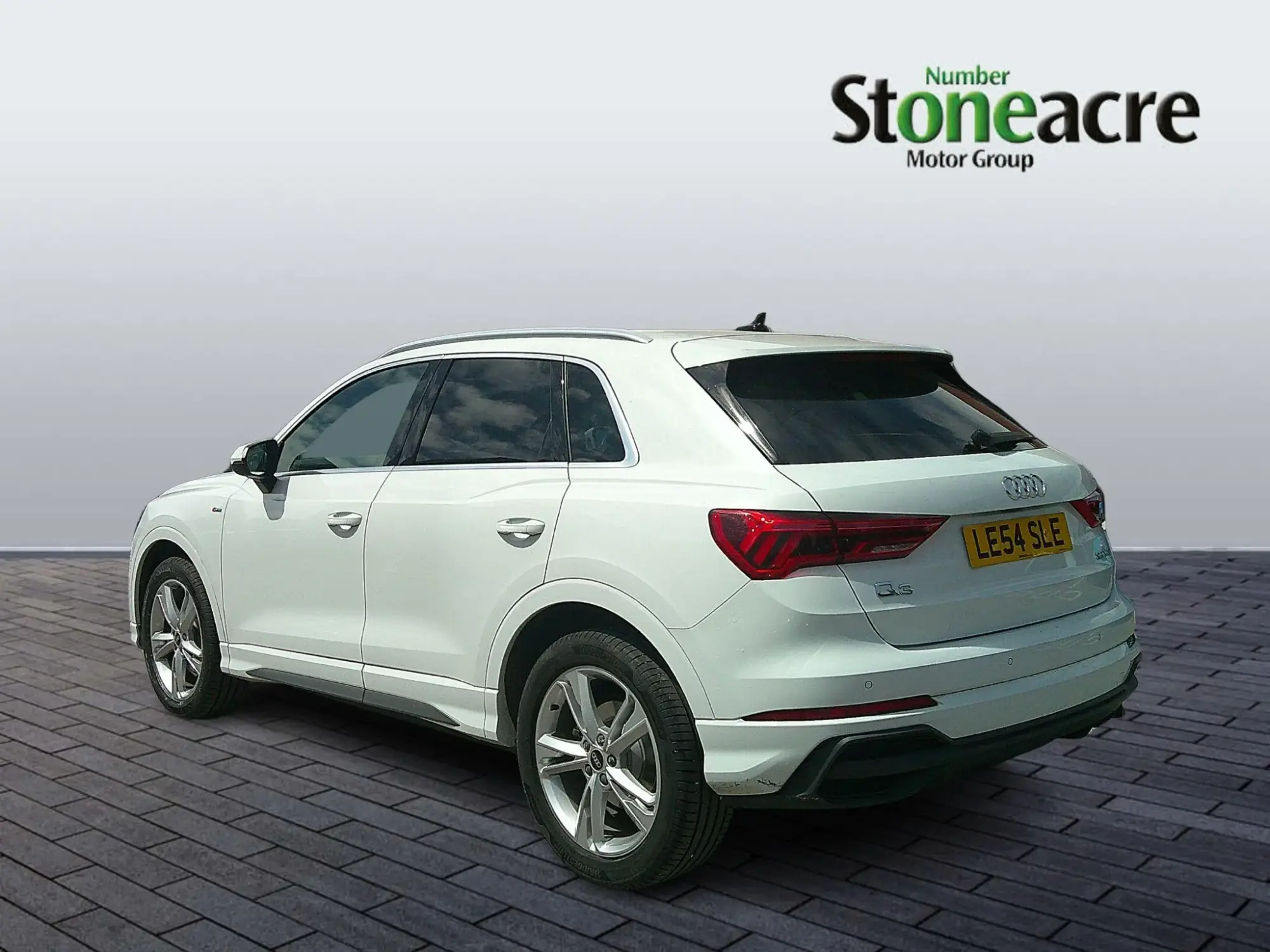 Audi Q3 Image 5