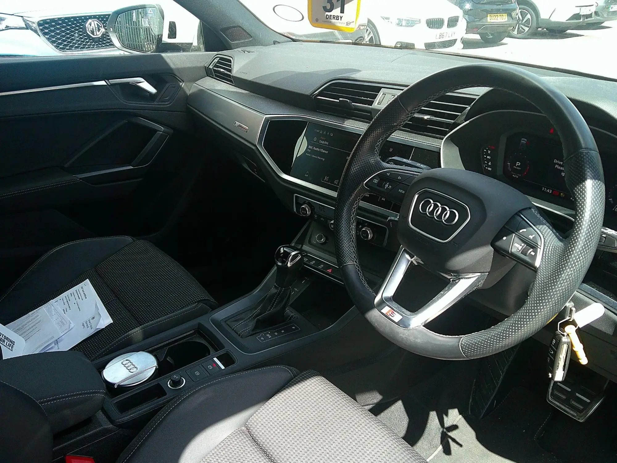 Audi Q3 Image 10