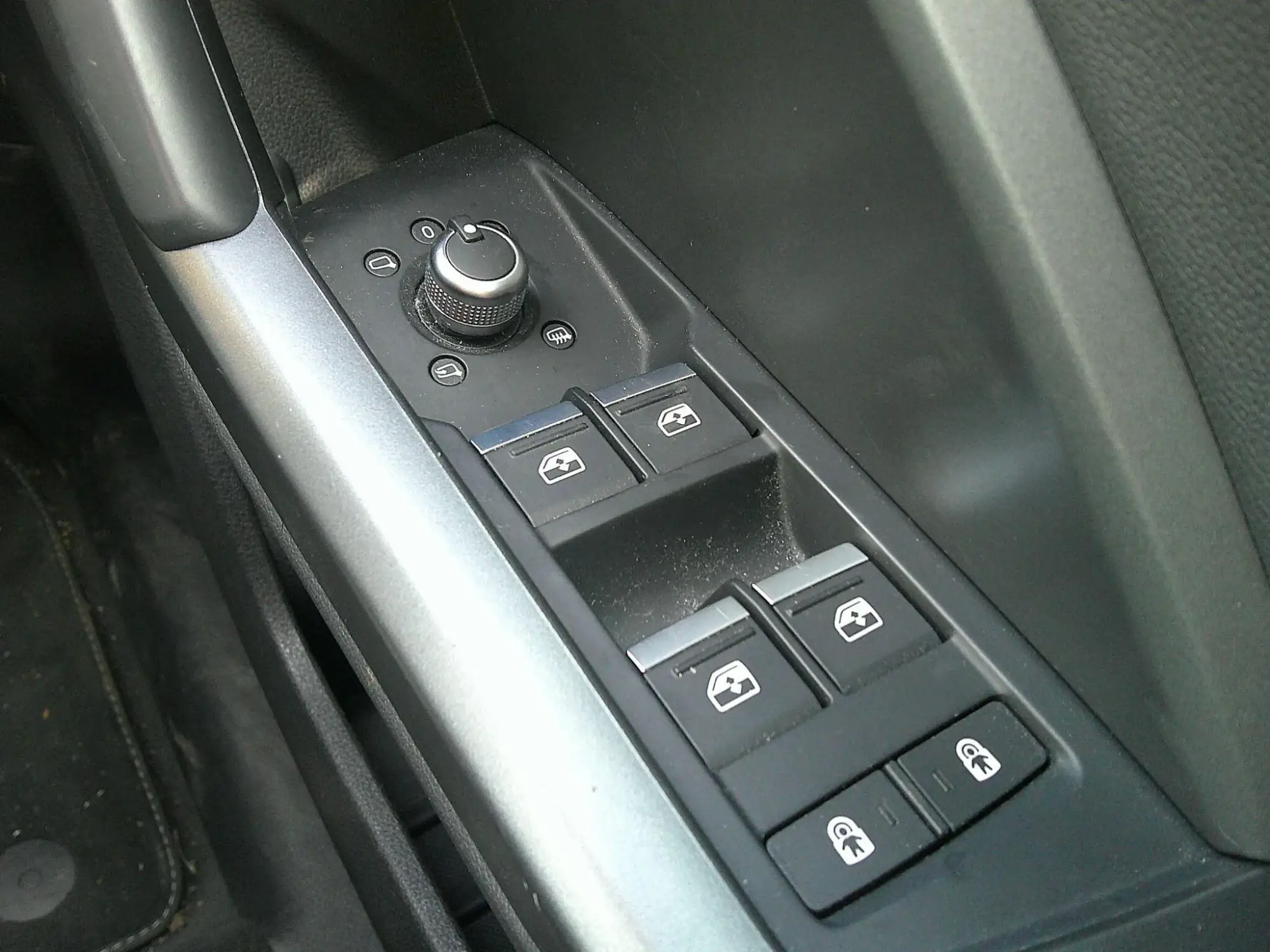 Audi Q3 Image 20