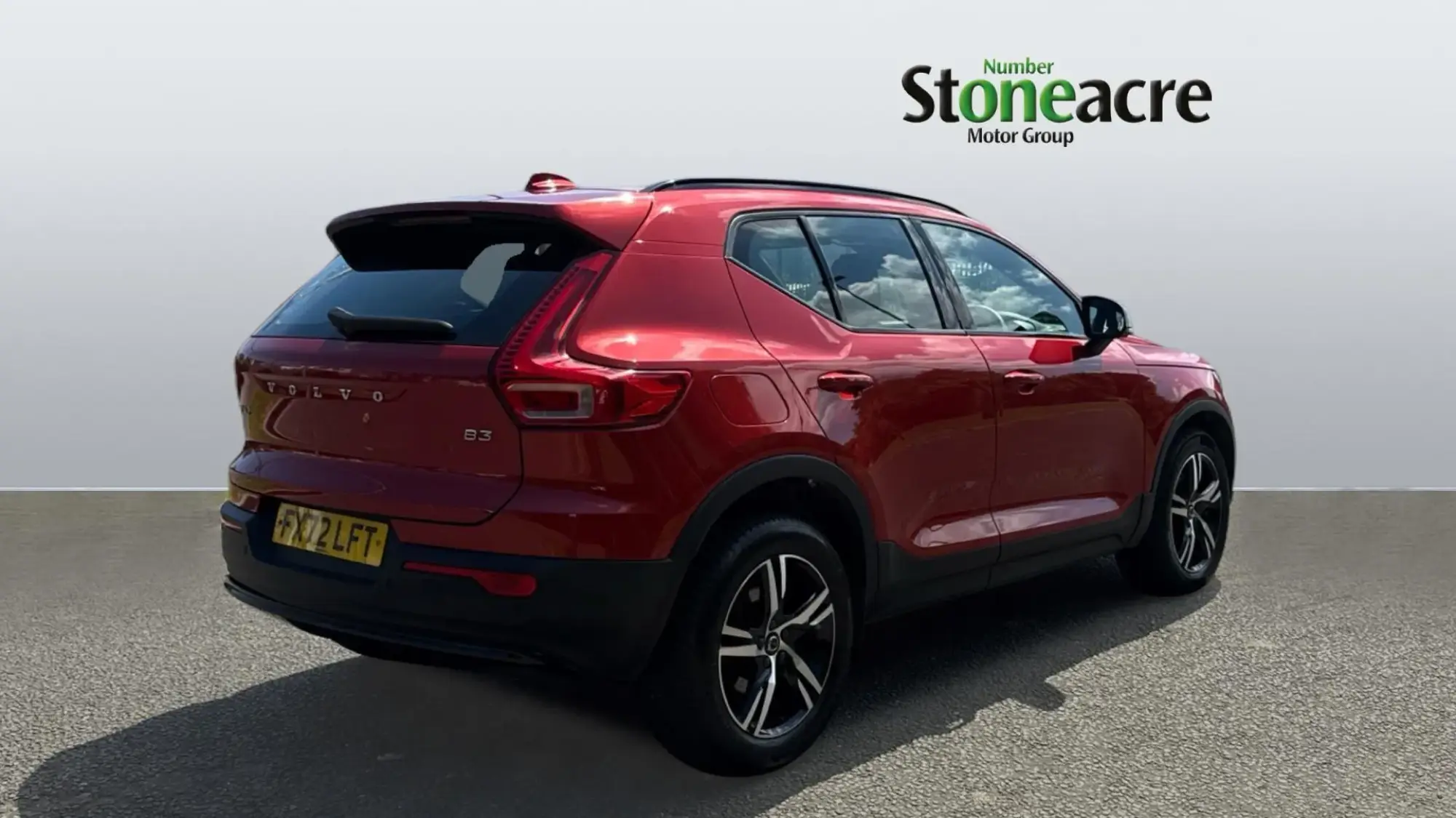 Volvo XC40 Image 2