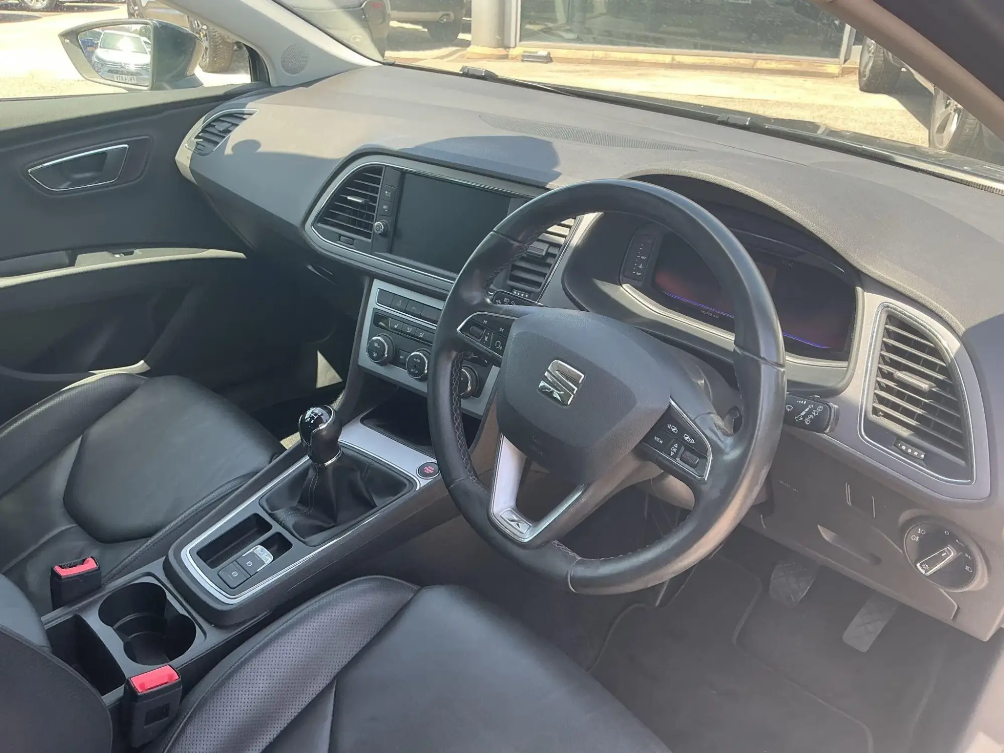 SEAT Leon Image 12 SEAT Leon Image 12