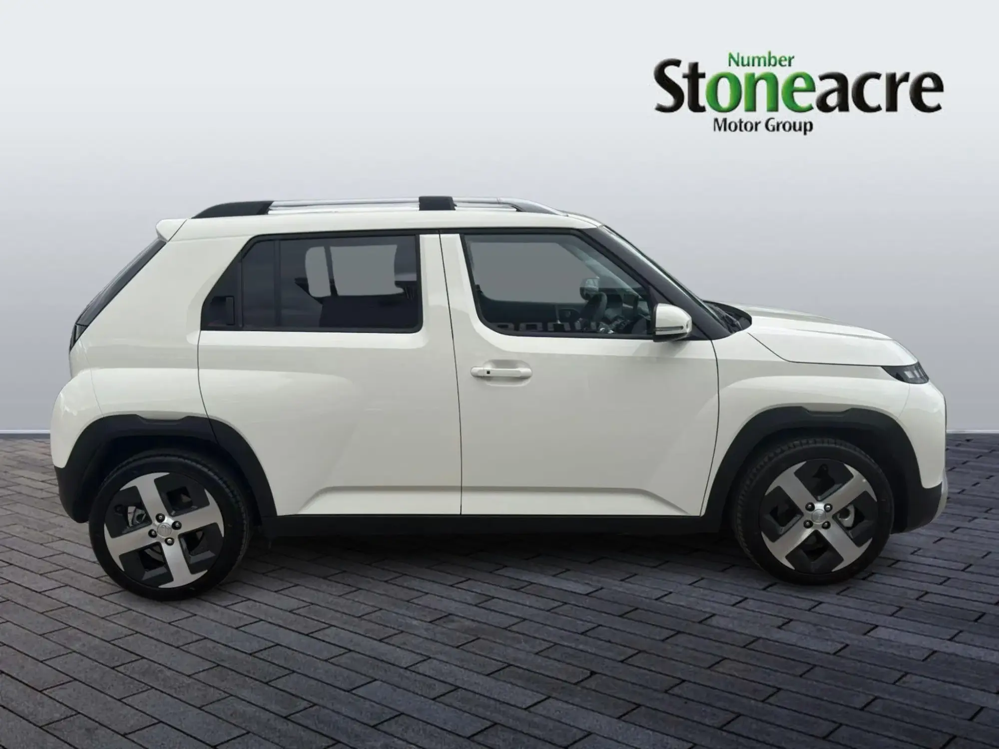 Hyundai INSTER Image 8