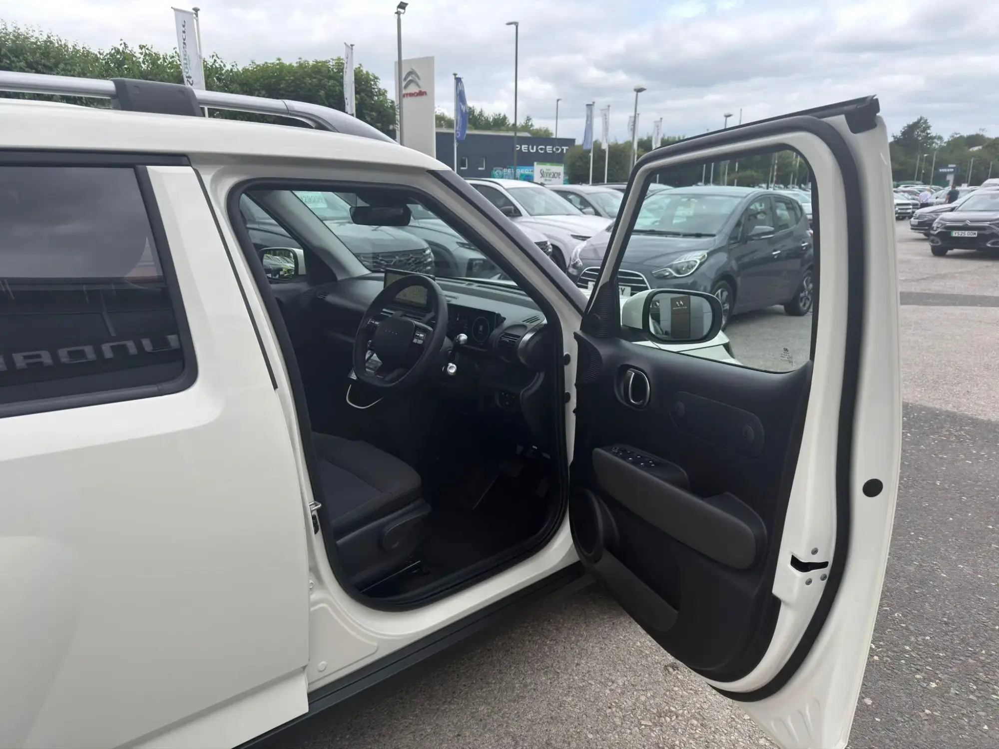 Hyundai INSTER Image 13