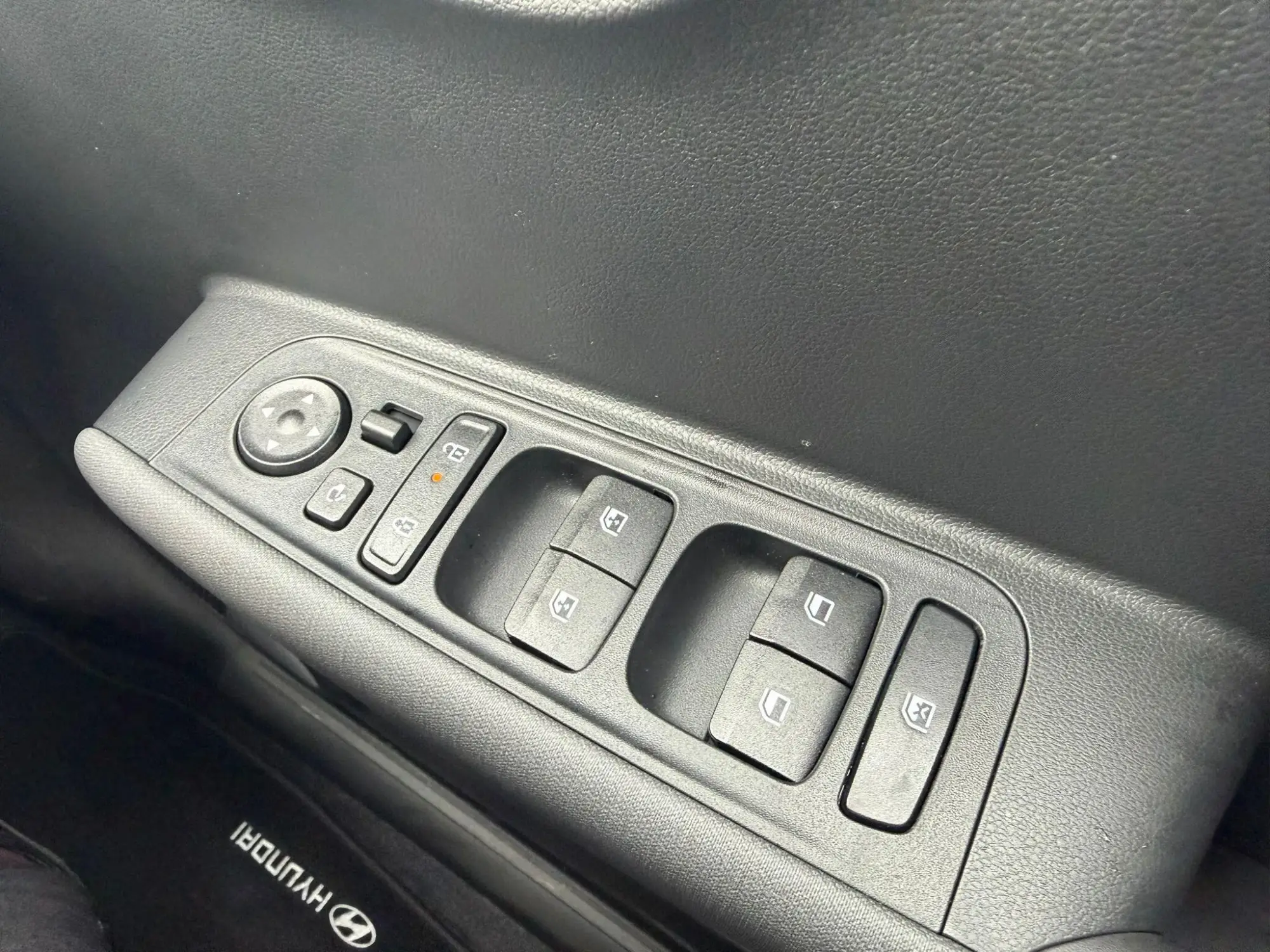 Hyundai INSTER Image 16