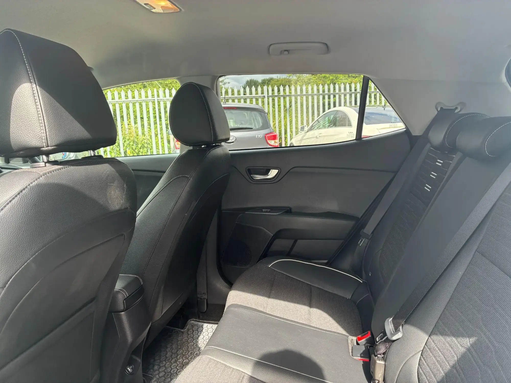 Kia Stonic Image 28
