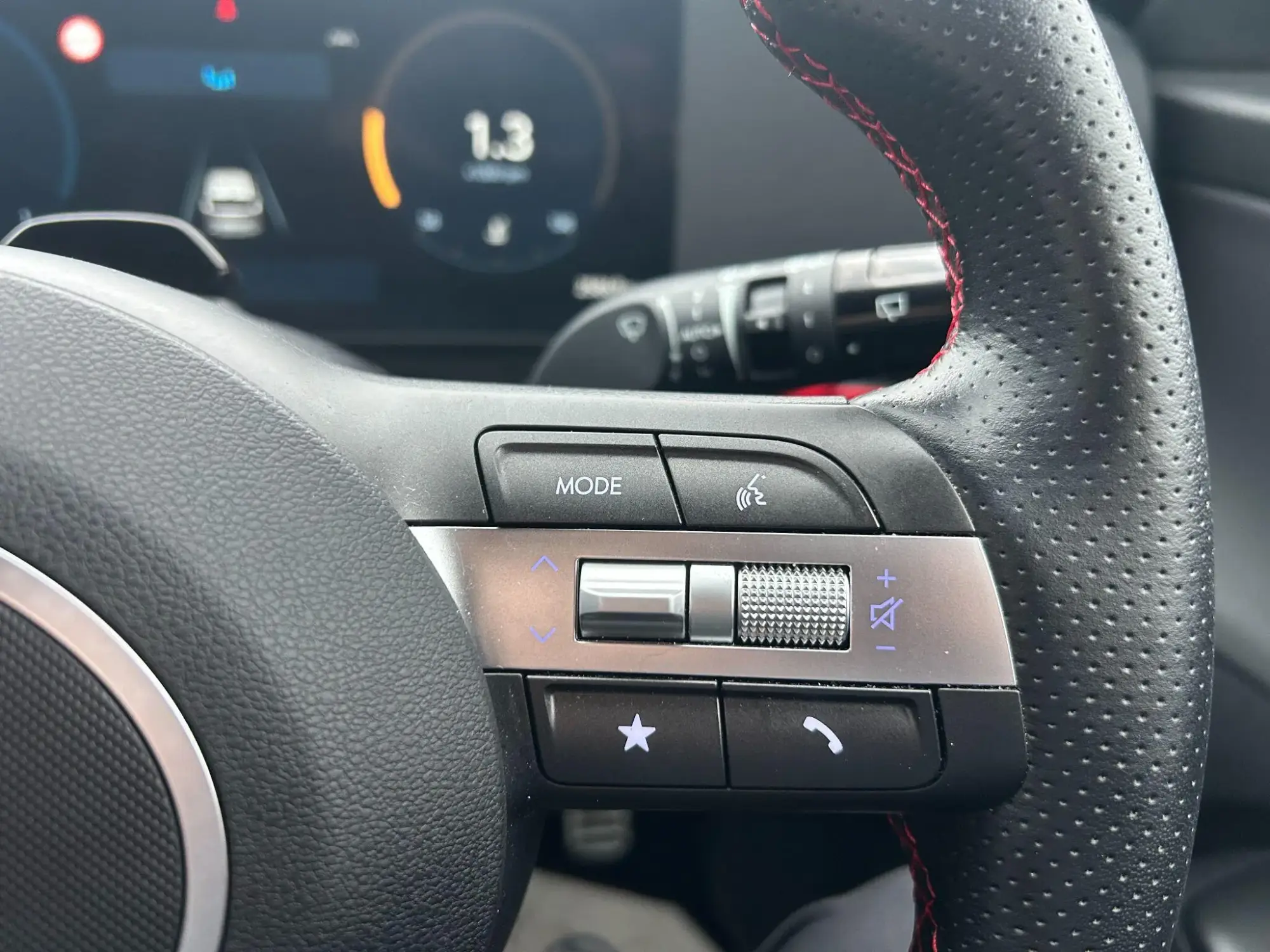 Hyundai KONA Image 14 Hyundai KONA Image 14