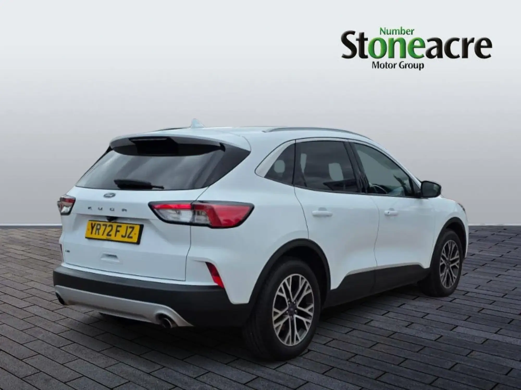 Ford Kuga 2.0 EcoBlue Titanium Auto AWD Euro 6 (s/s) 5dr YR72FJZ Image 3