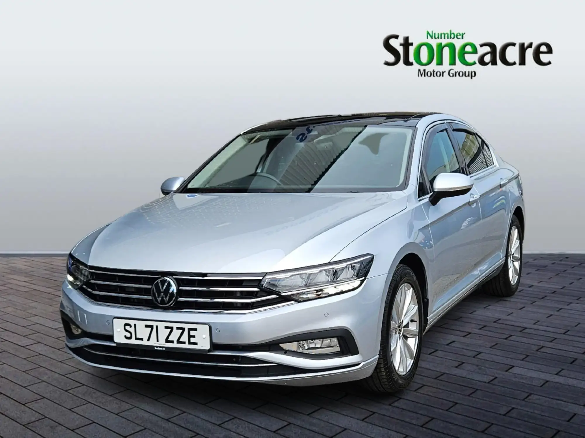 Volkswagen Passat Image 7