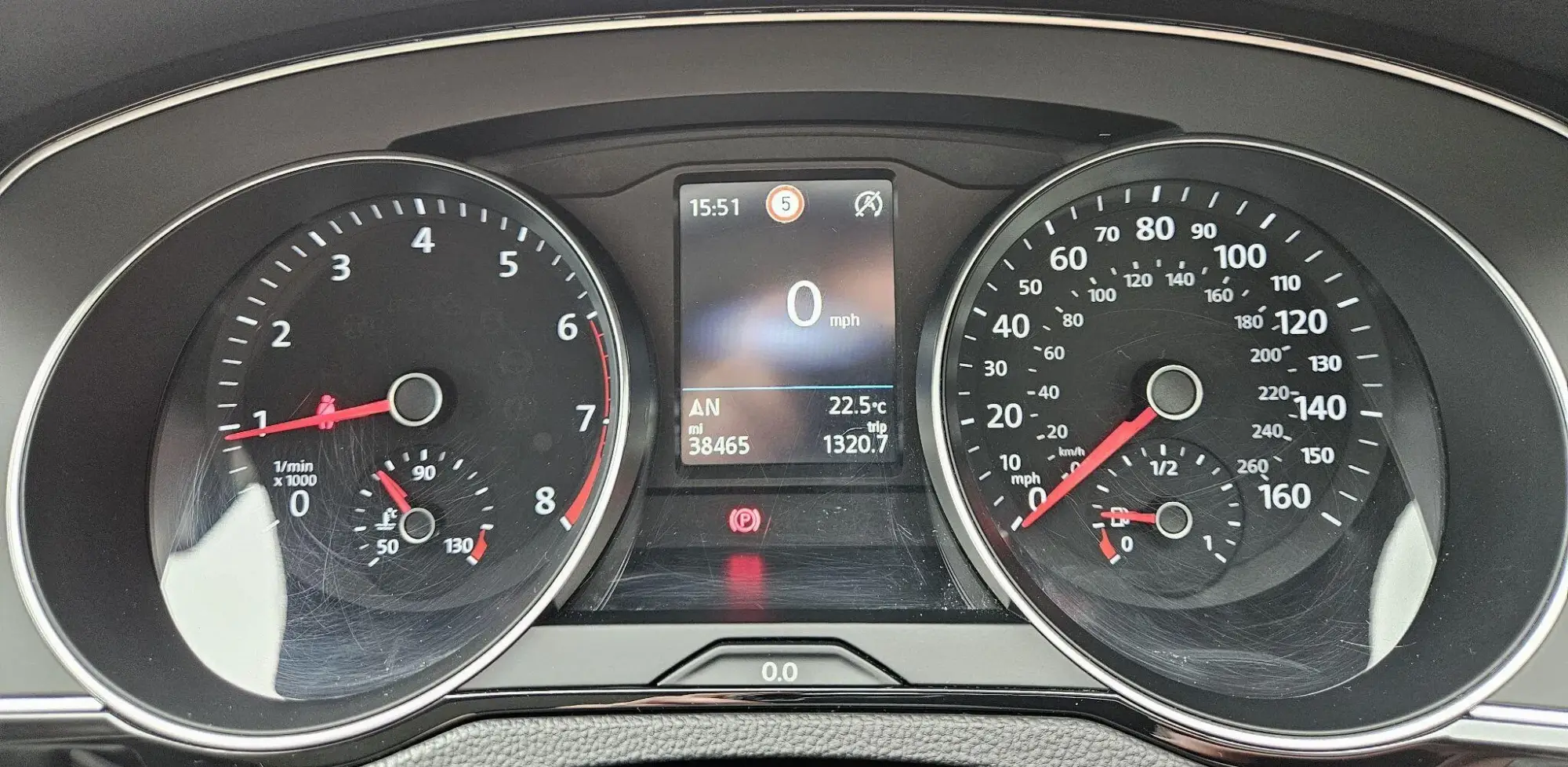 Volkswagen Passat Image 14