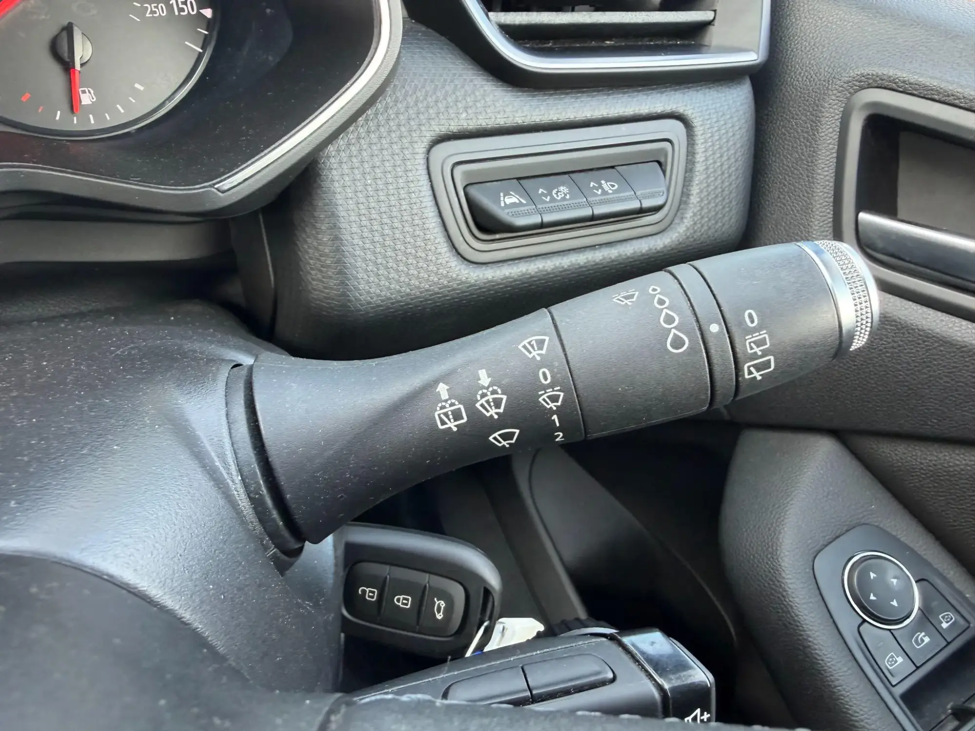 Renault Clio Image 20