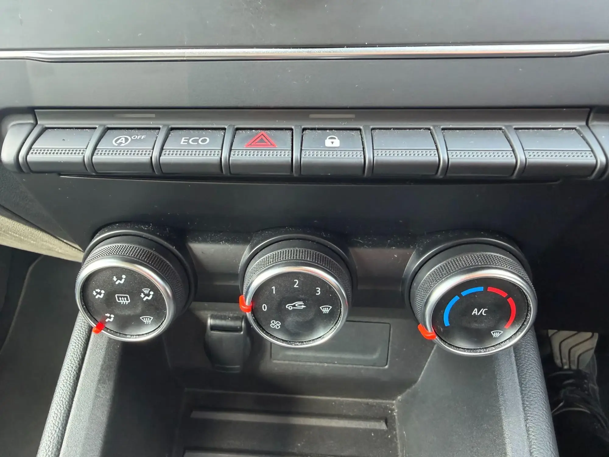 Renault Clio Image 25