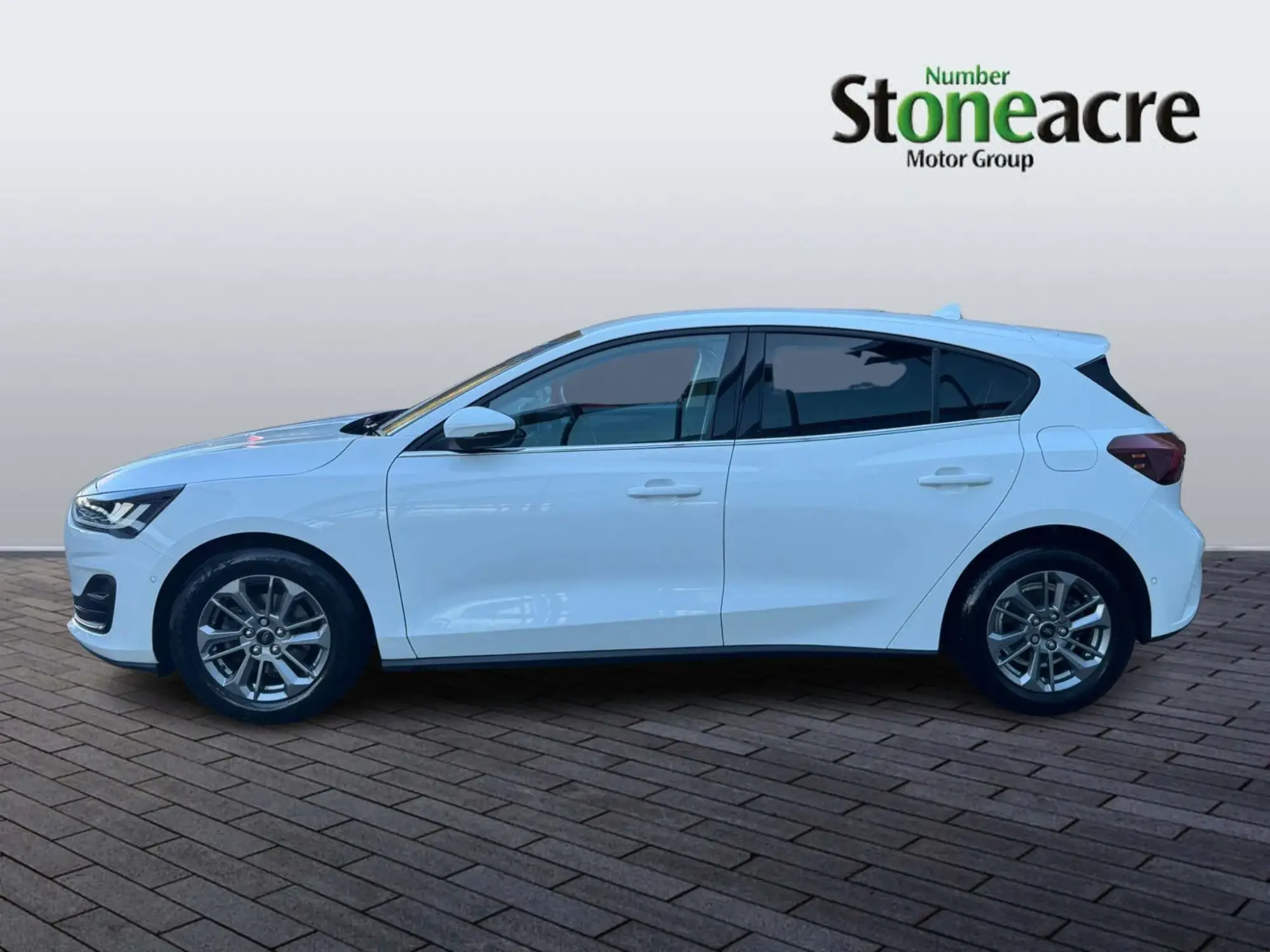 Ford Focus Image 6 Ford Focus Image 6