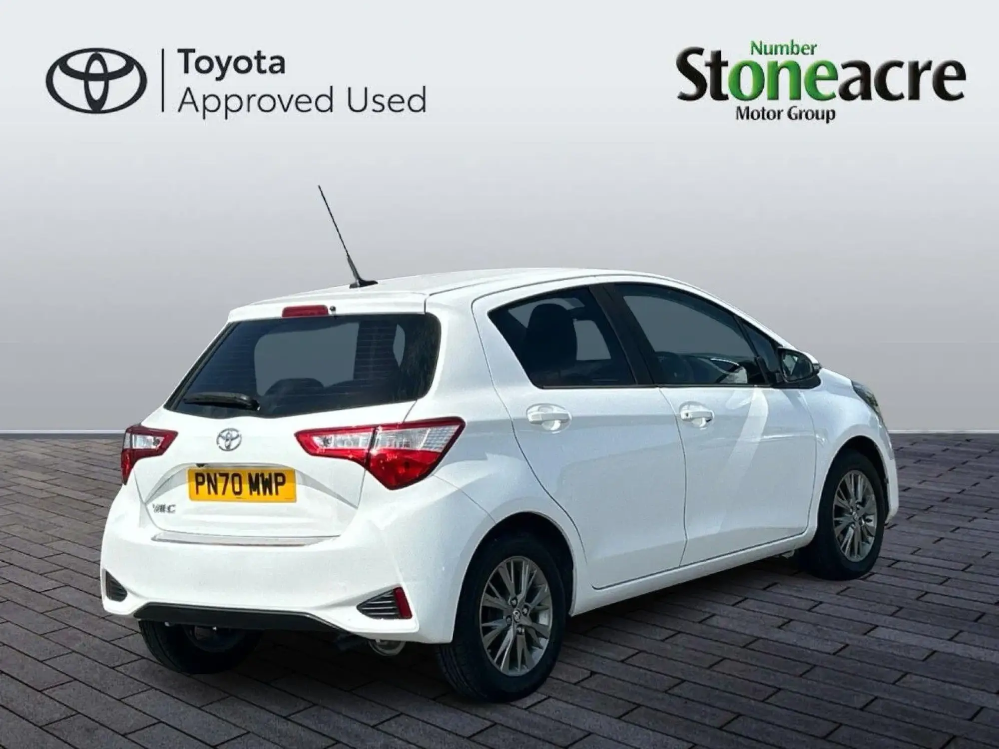 Toyota Yaris Image 3