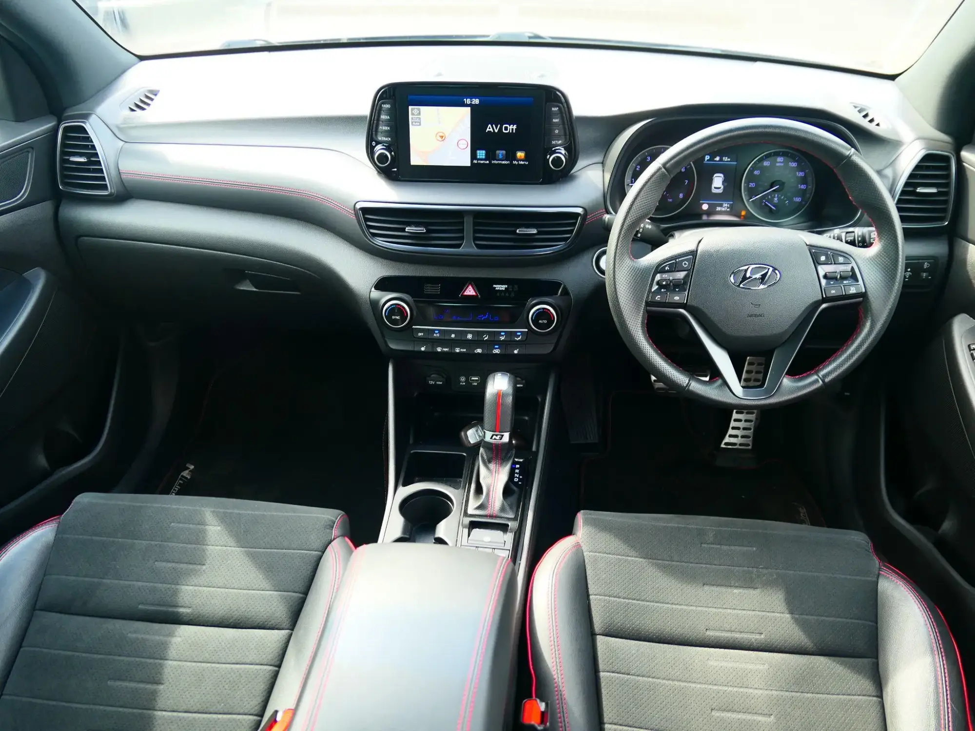 Hyundai TUCSON Image 10 Hyundai TUCSON Image 10