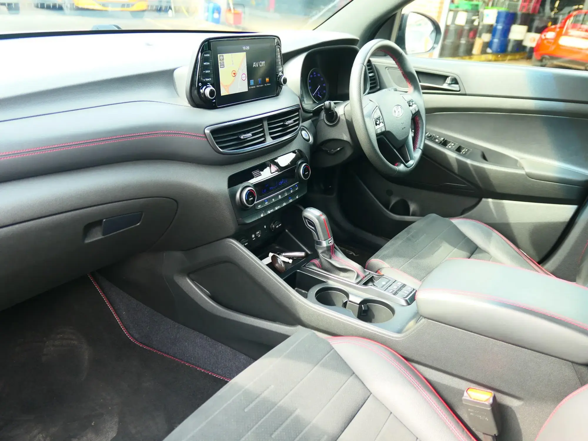 Hyundai TUCSON Image 11 Hyundai TUCSON Image 11