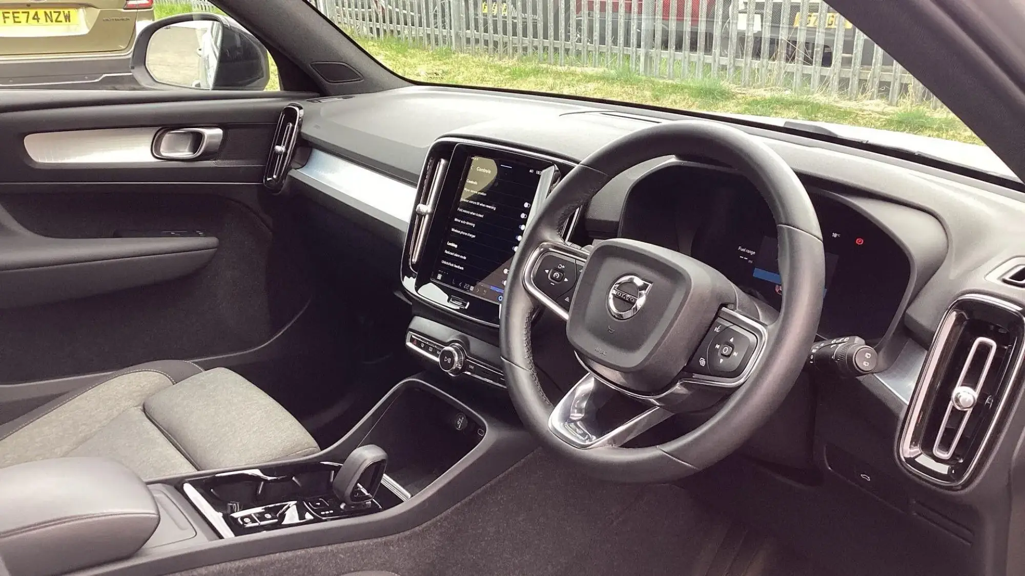 Volvo XC40 Image 9