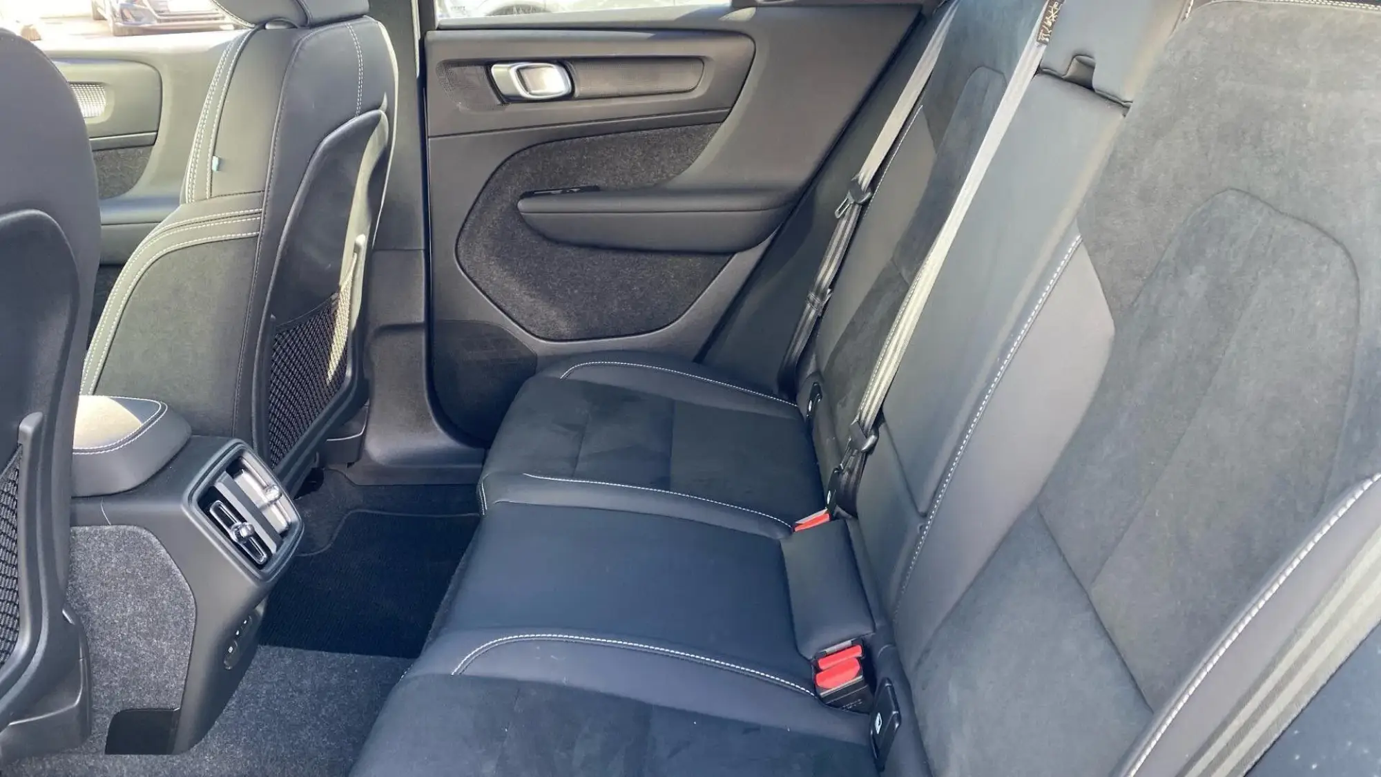 Volvo XC40 Image 13