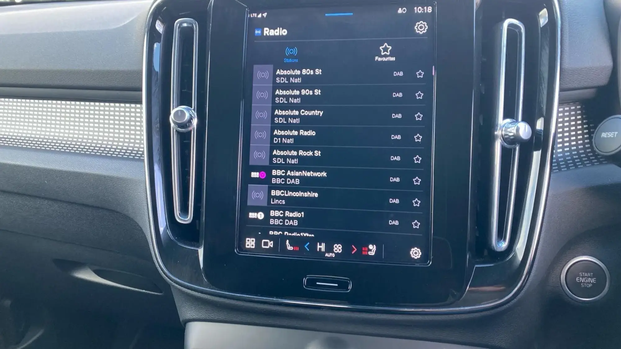 Volvo XC40 Image 28