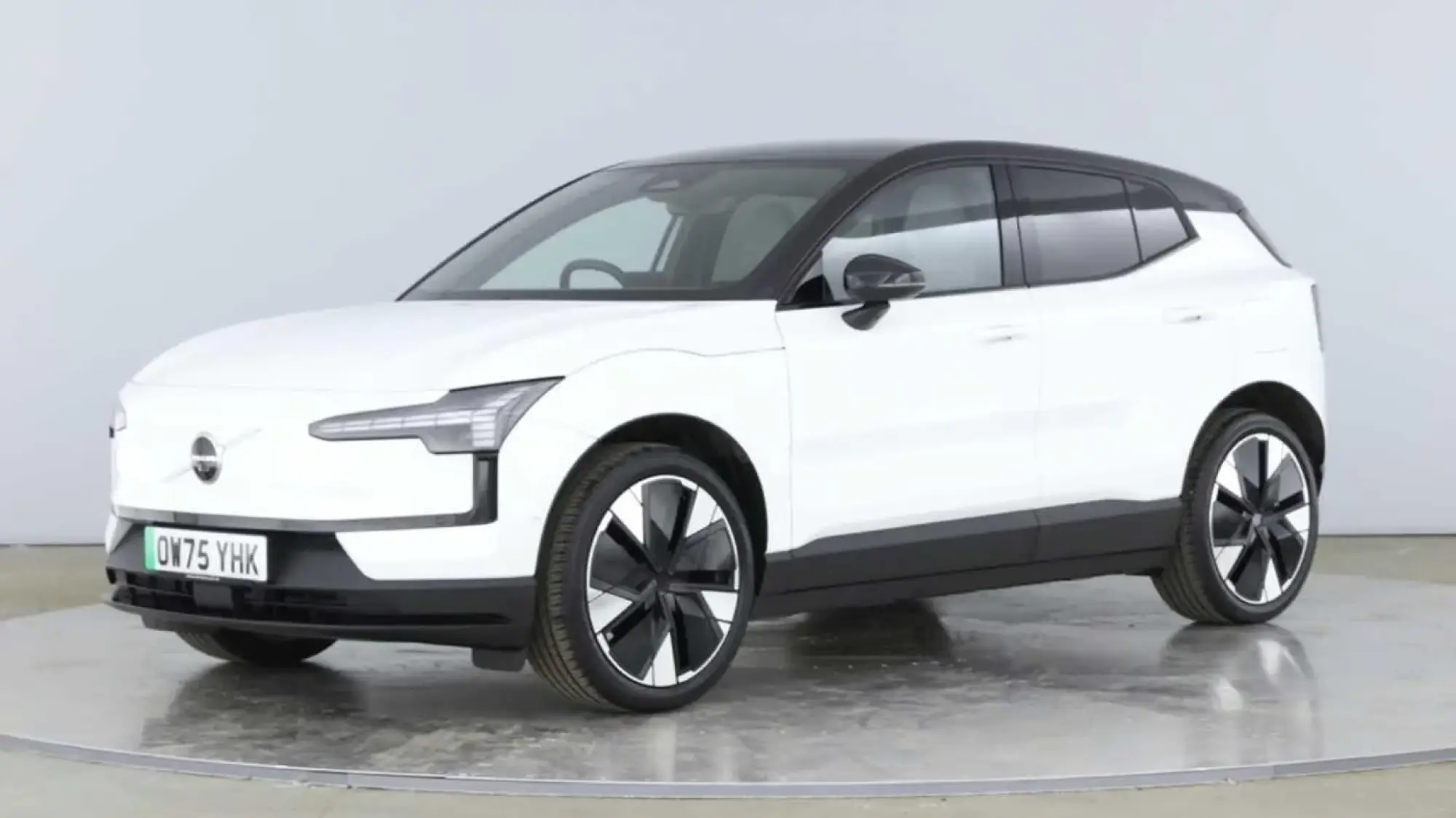 Volvo EX30 Image 7