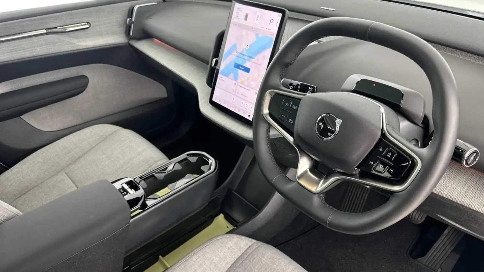 Volvo EX30 Image 9