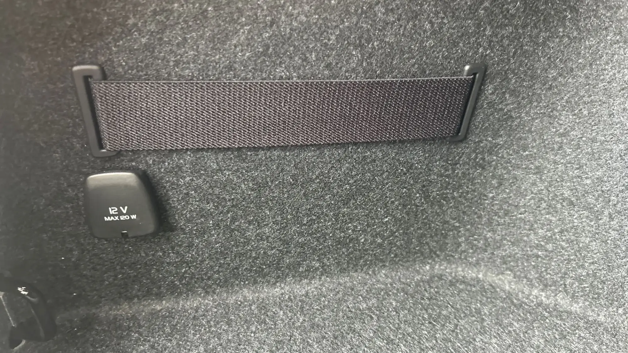 Polestar 2 Image 30
