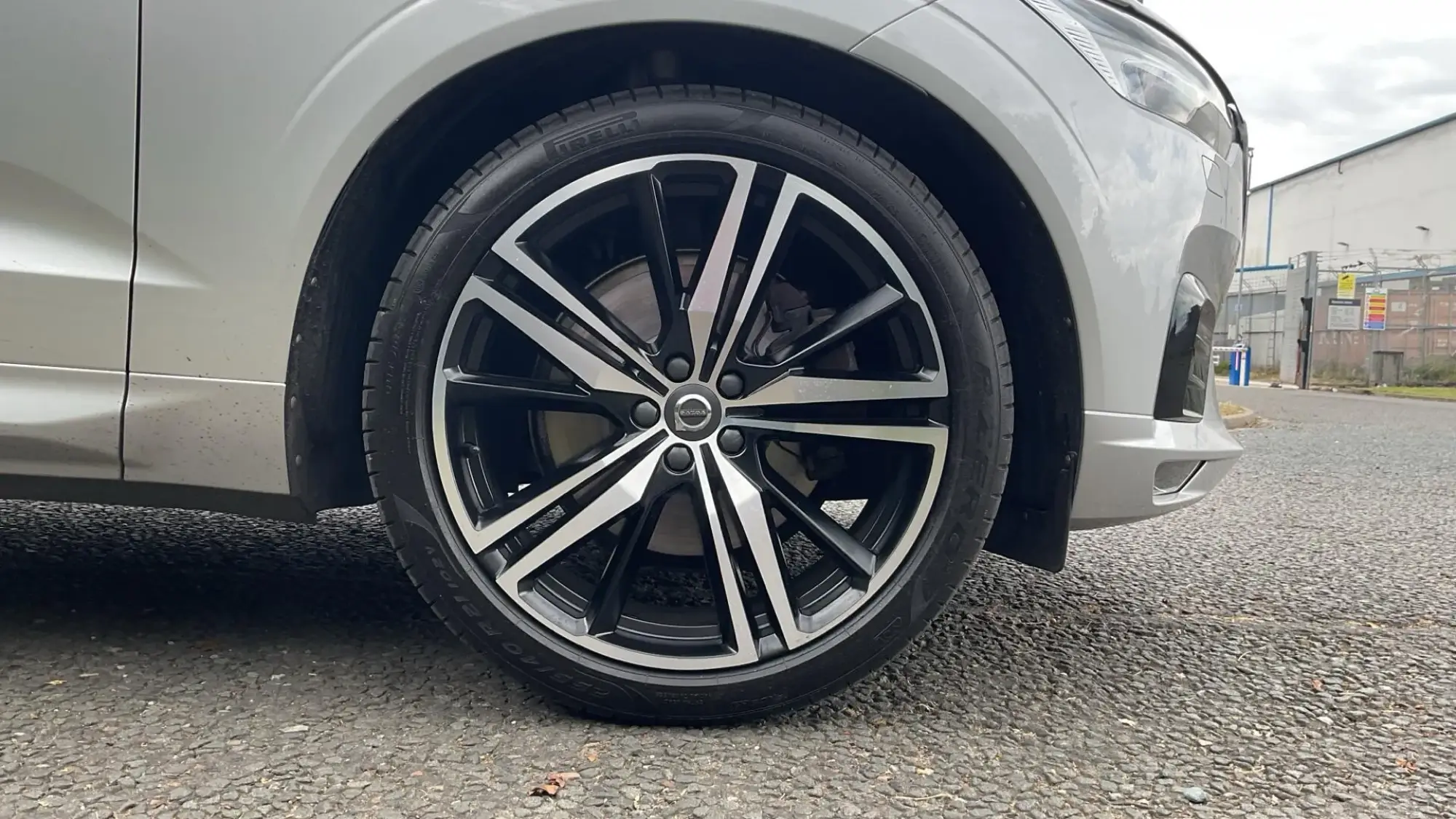 Volvo XC60 Image 9