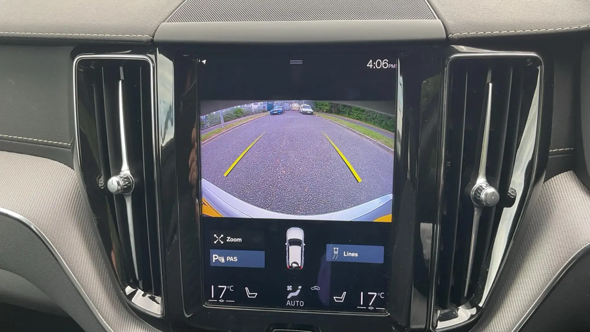 Volvo XC60 Image 19