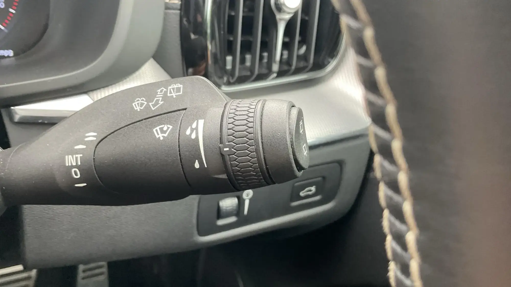 Volvo XC60 Image 23