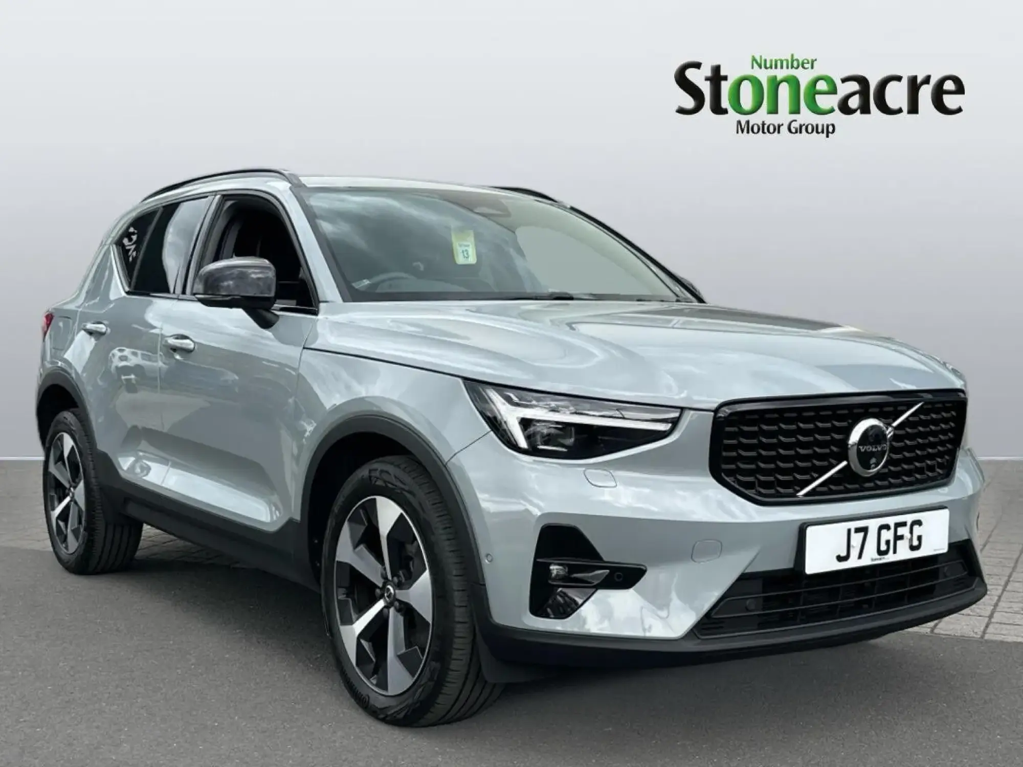 Volvo XC40 Image 1