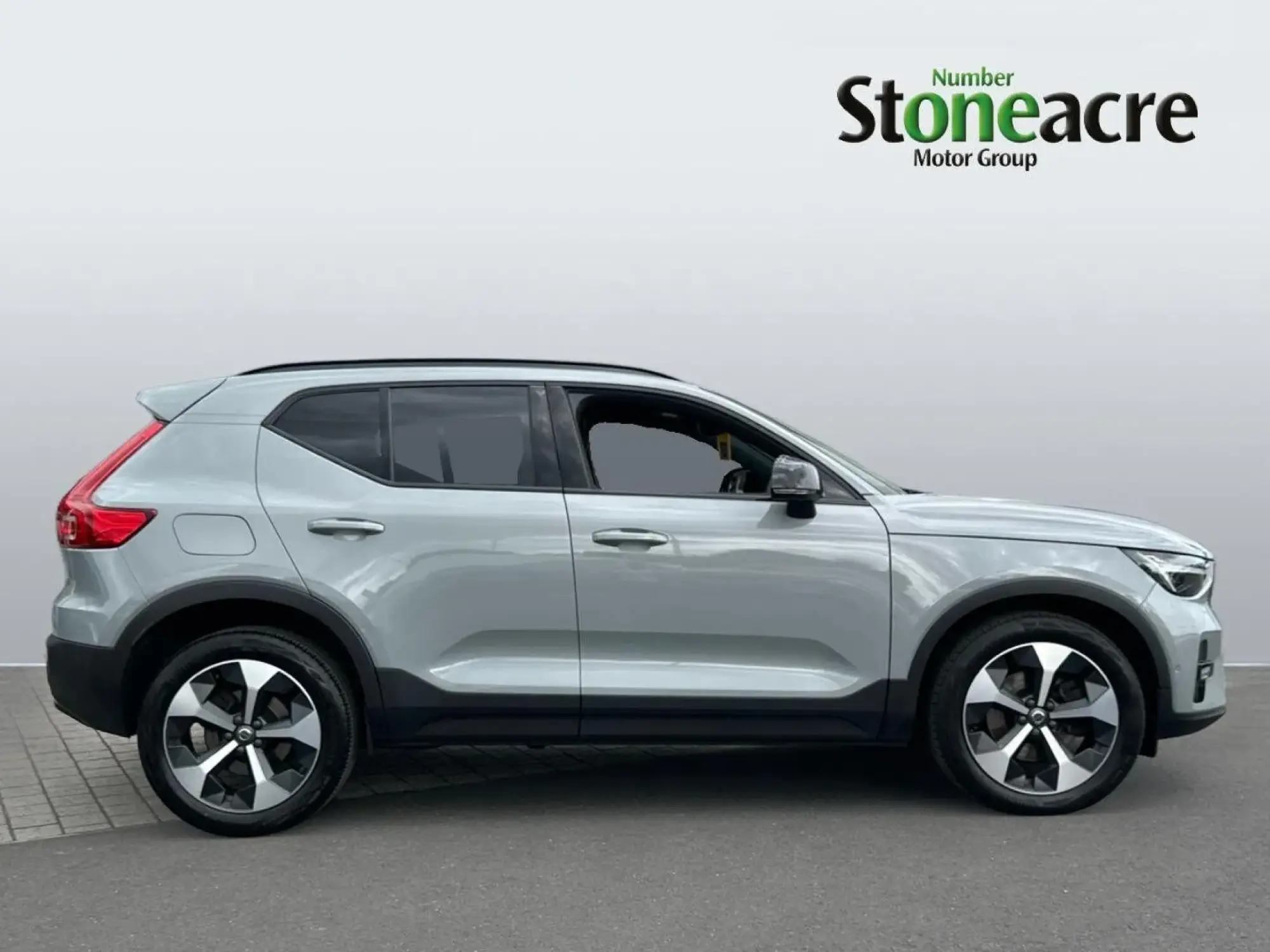 Volvo XC40 Image 3