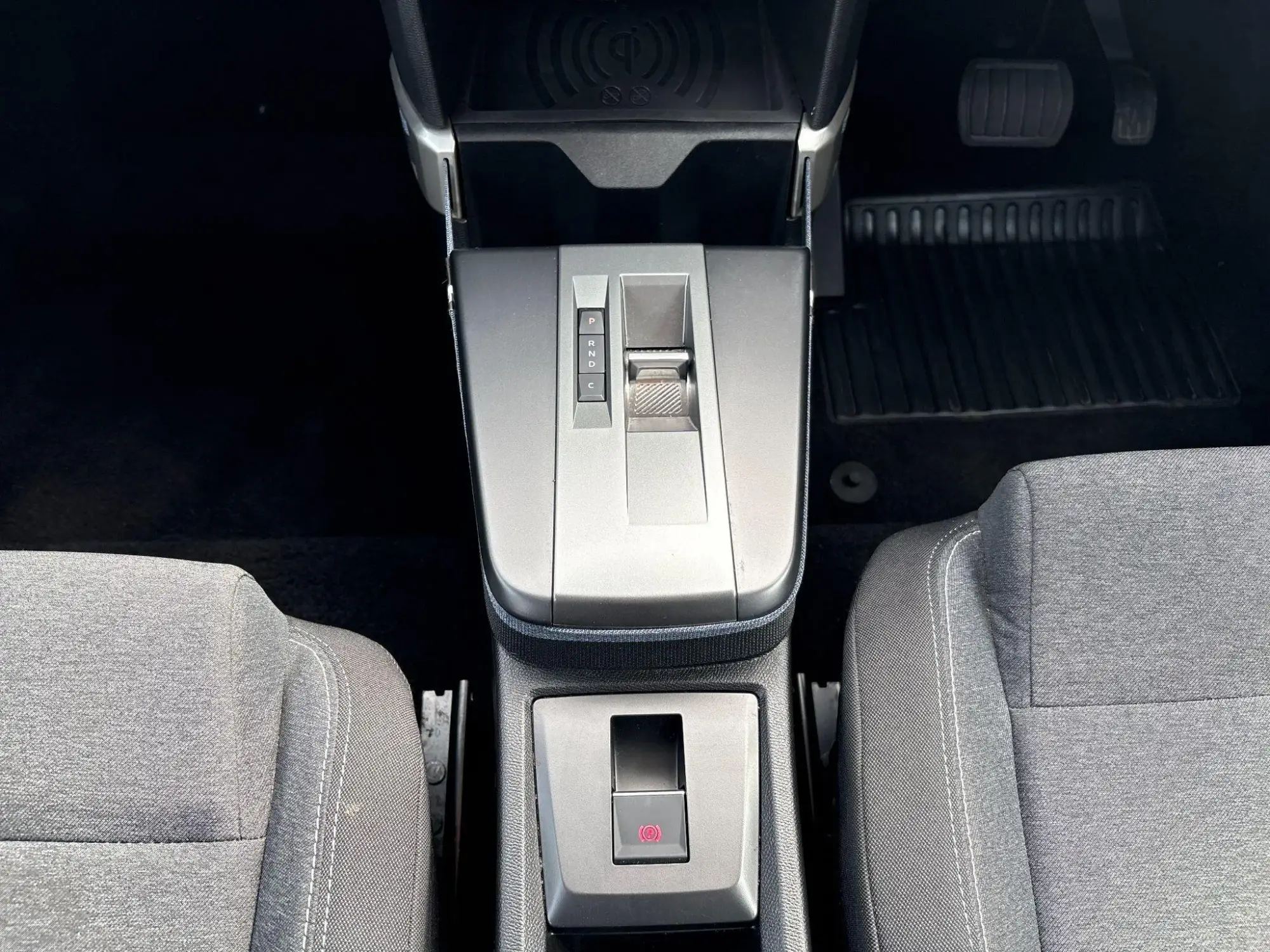 Vauxhall Frontera Electric Image 13