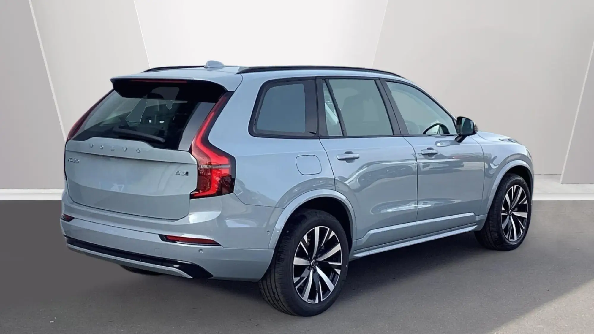Volvo XC90 2.0 B5 MHEV Plus Auto 4WD Euro 6 (s/s) 5dr YT26WXG Image 2