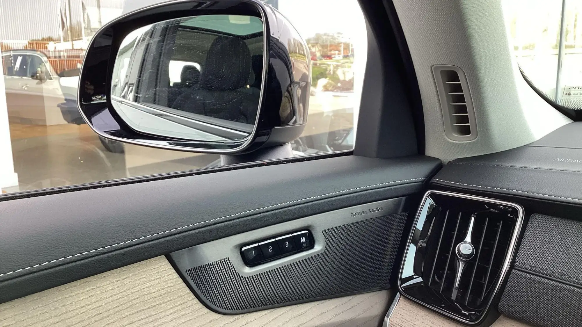 Volvo XC90 Image 20 Volvo XC90 Image 20