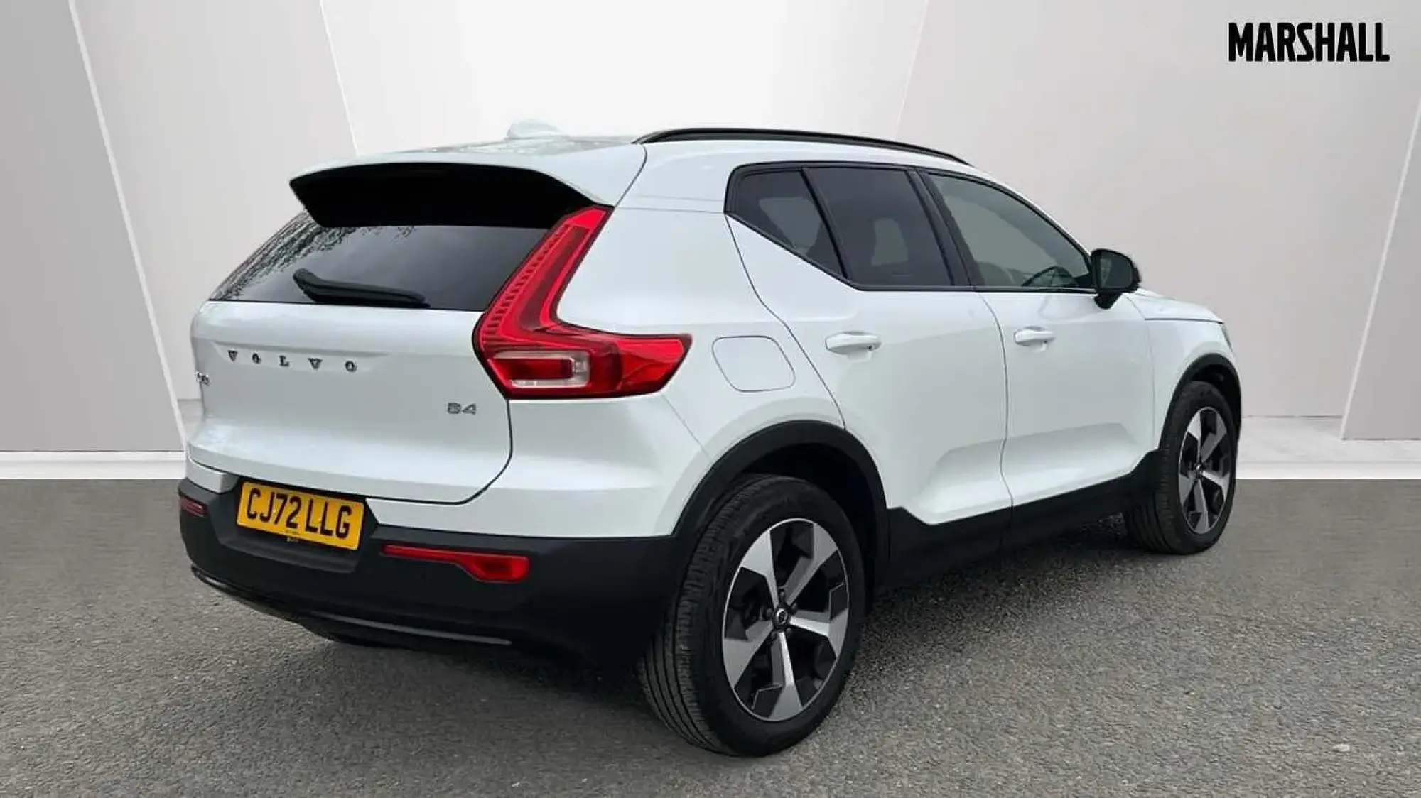 Volvo XC40 Image 2