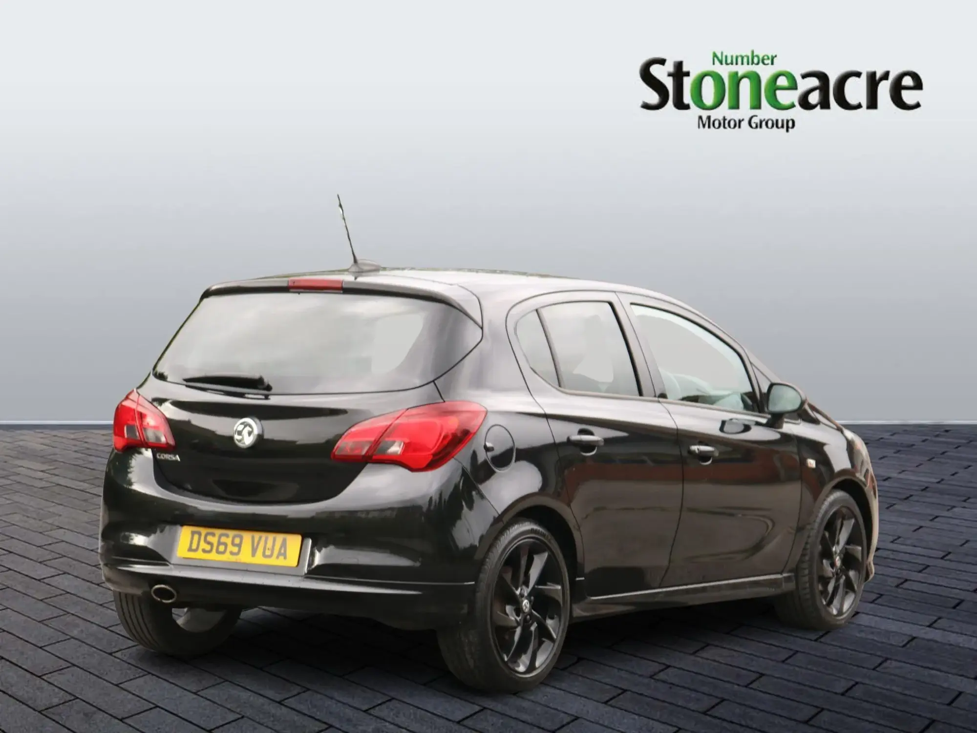 Vauxhall Corsa 1.4i SRi VX Line Nav Black Euro 6 (s/s) 5dr DS69VUA Image 3