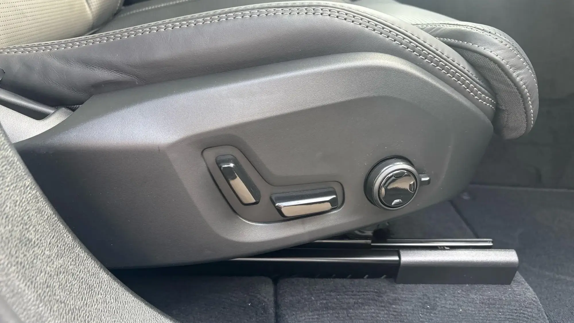 Volvo XC60 Image 28 Volvo XC60 Image 28