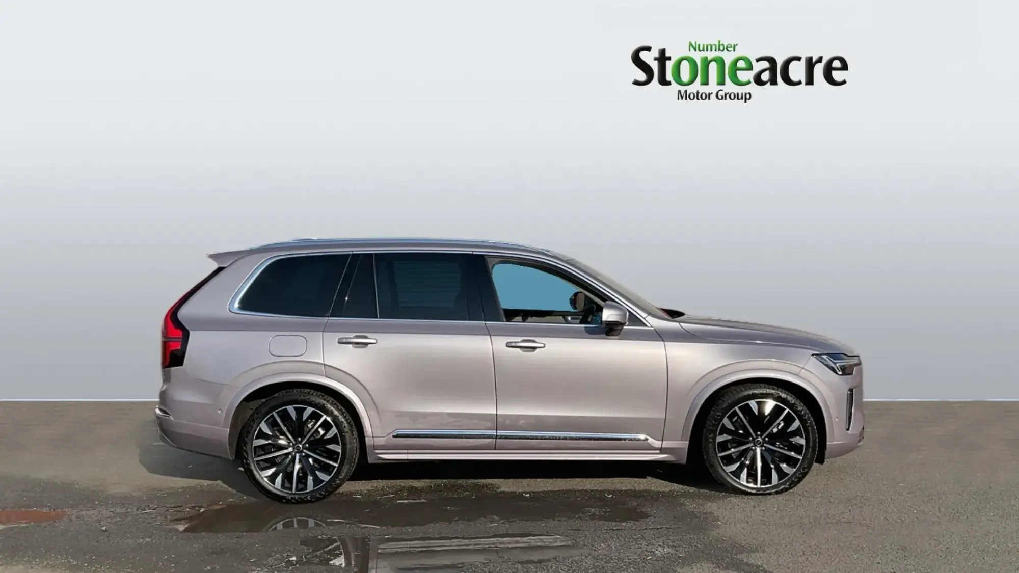 Volvo XC90 Plug-In Hybrid 2.0 T8 18.8kWh Ultra Bright Auto 4WD Euro 6 (s/s) 5dr RJ25NXR Image 3
