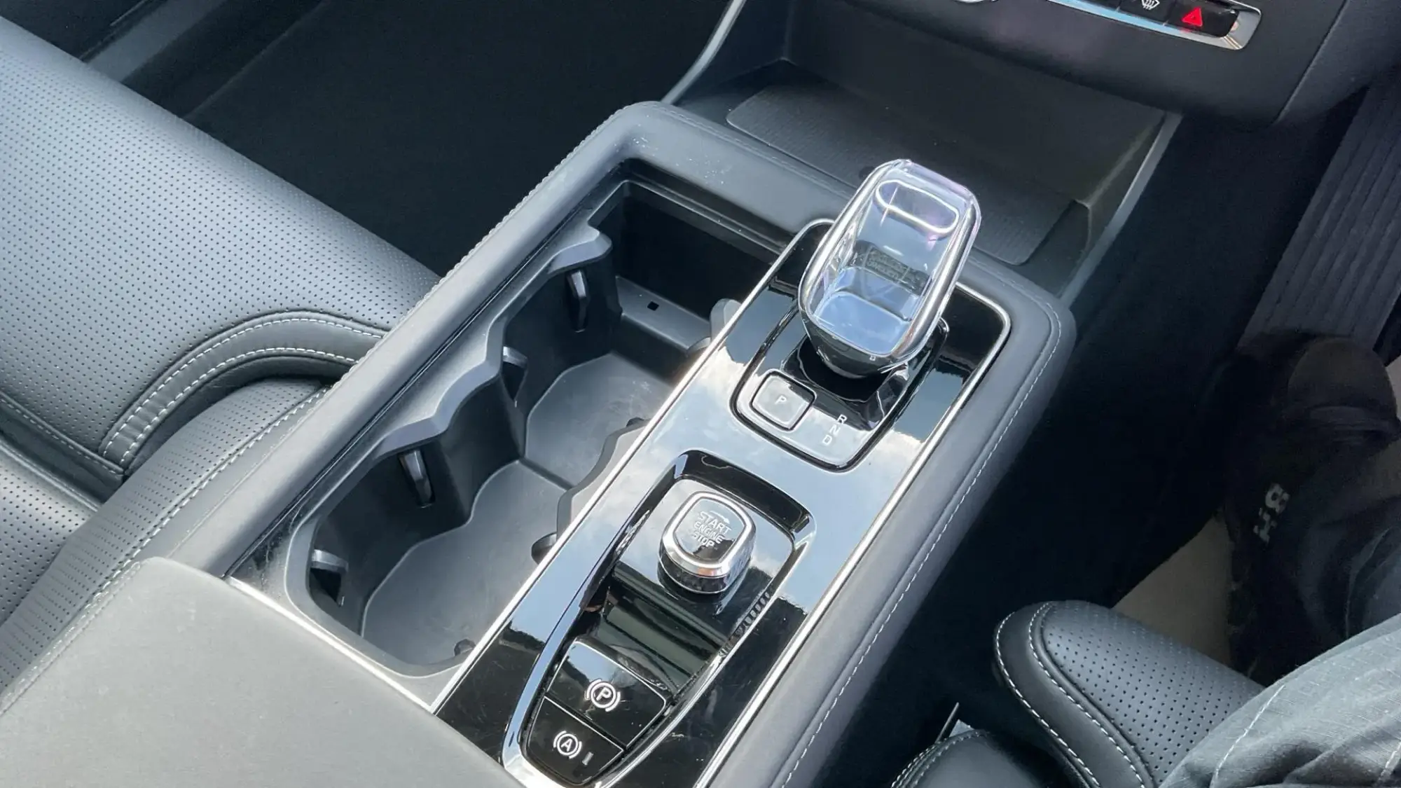 Volvo XC90 Plug-In Hybrid Image 26 Volvo XC90 Plug-In Hybrid Image 26
