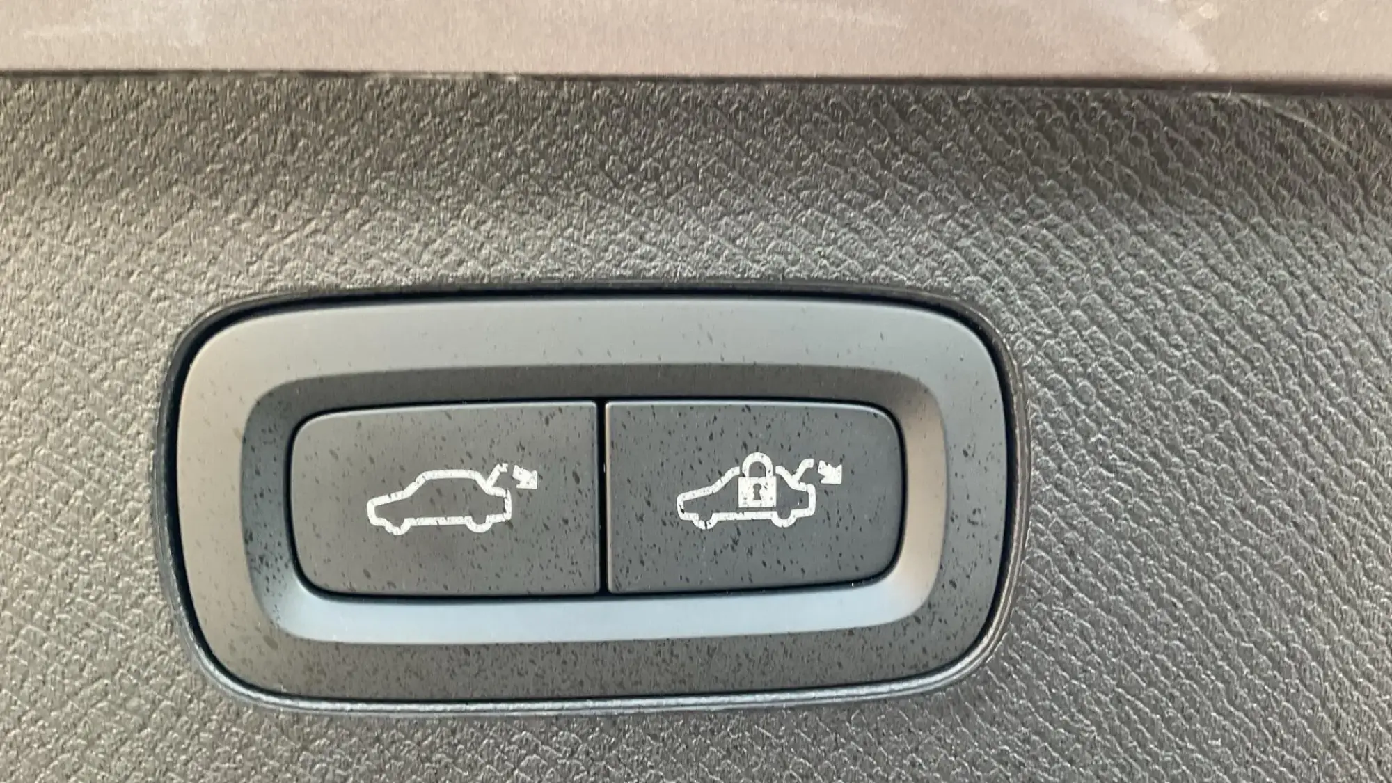 Volvo XC90 Plug-In Hybrid Image 35 Volvo XC90 Plug-In Hybrid Image 35