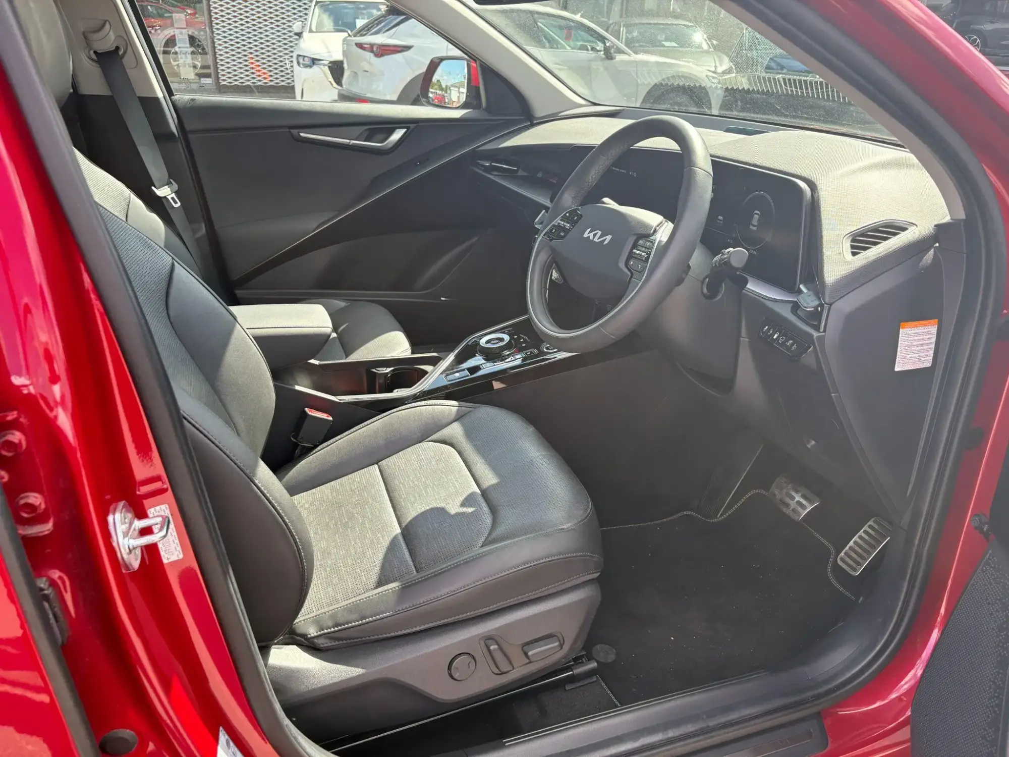 Kia Niro Image 10 Kia Niro Image 10