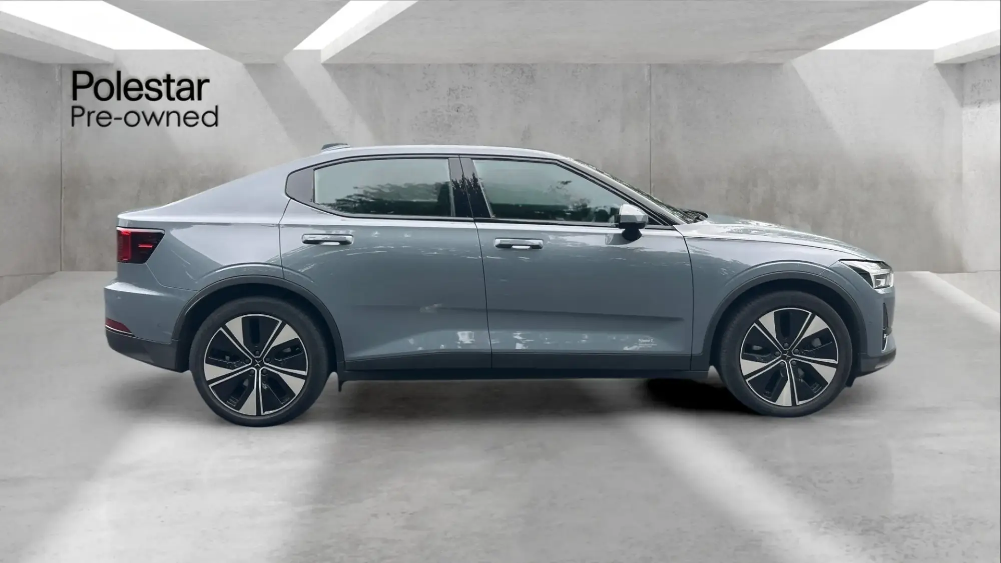 Polestar 2 Single Motor 69kWh Standard Range Fastback Auto FWD 5dr OE23PBX Image 2