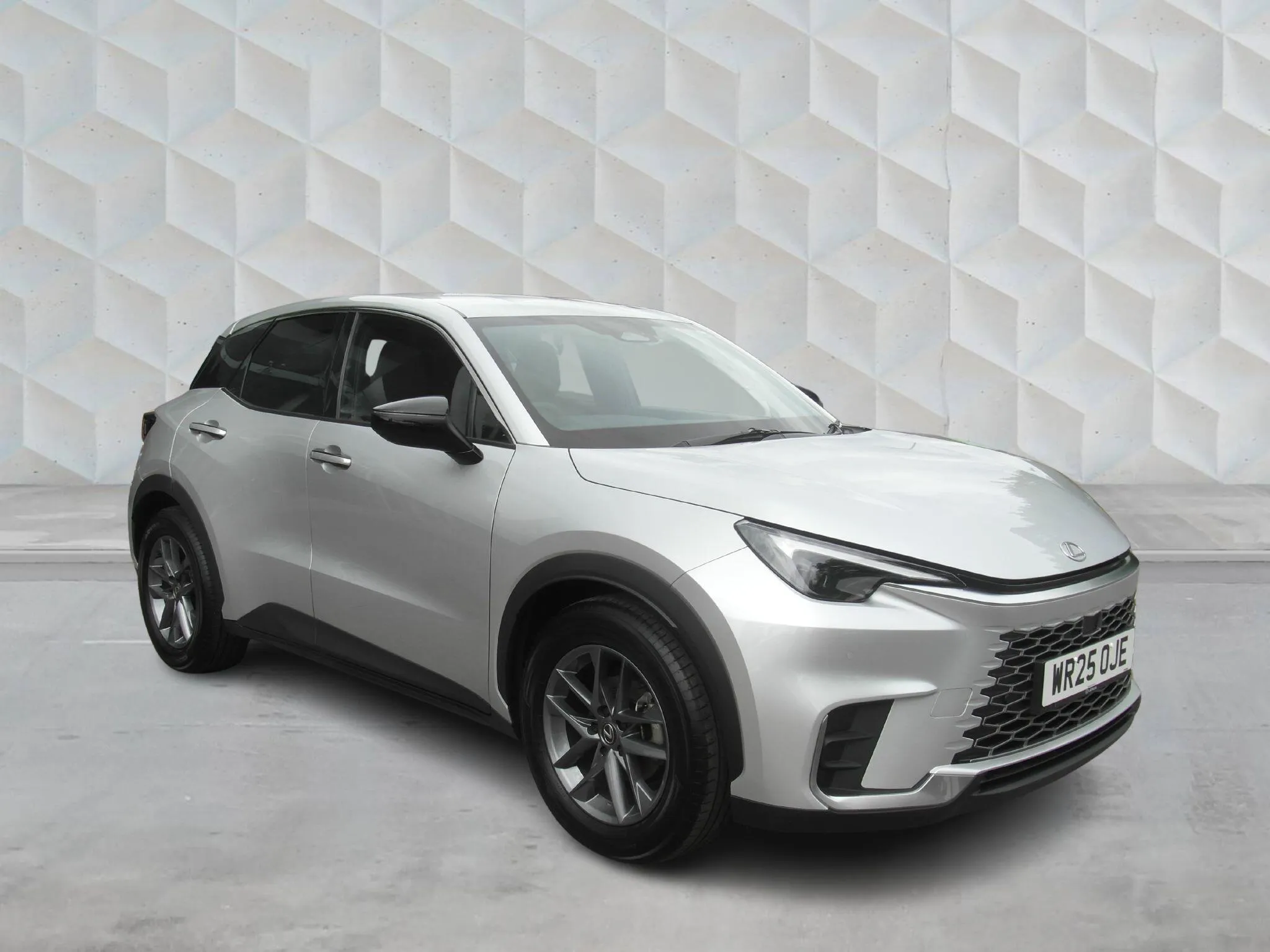 Lexus LBX