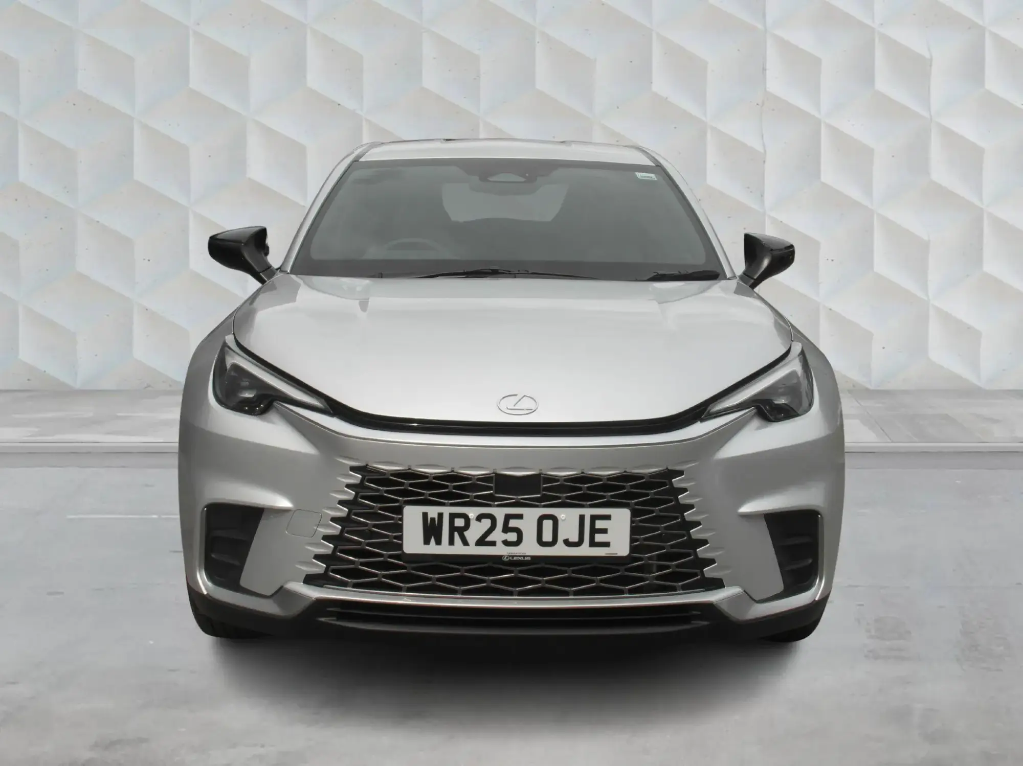 Lexus LBX Image 2