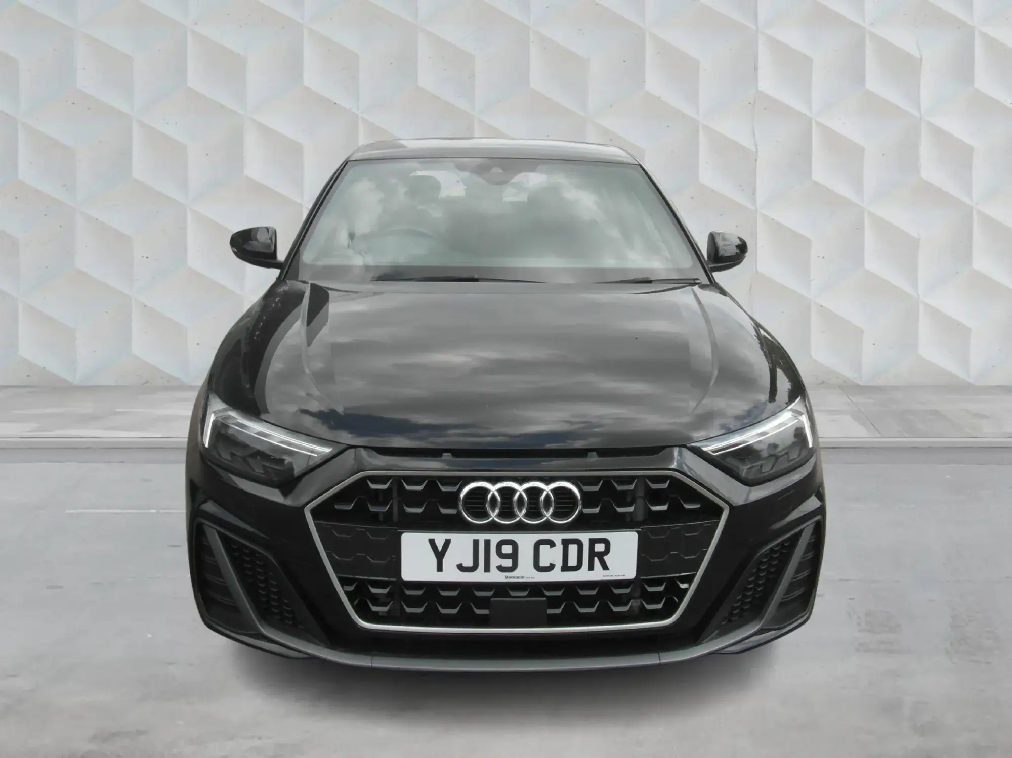 Audi A1 35 TFSI S Line 5dr YJ19CDR Image 2