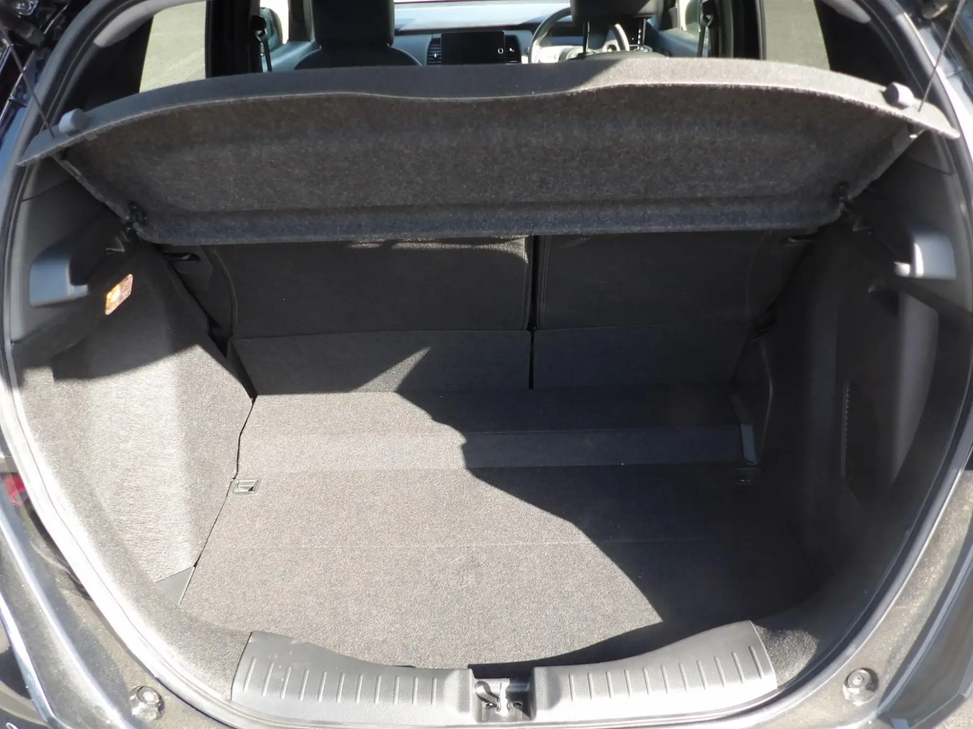 Honda Jazz Hybrid Image 27 Honda Jazz Hybrid Image 27