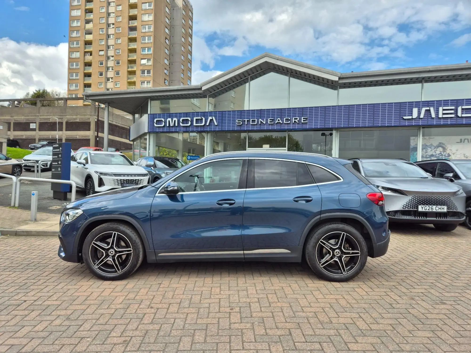 Mercedes-Benz GLA Image 6 Mercedes-Benz GLA Image 6