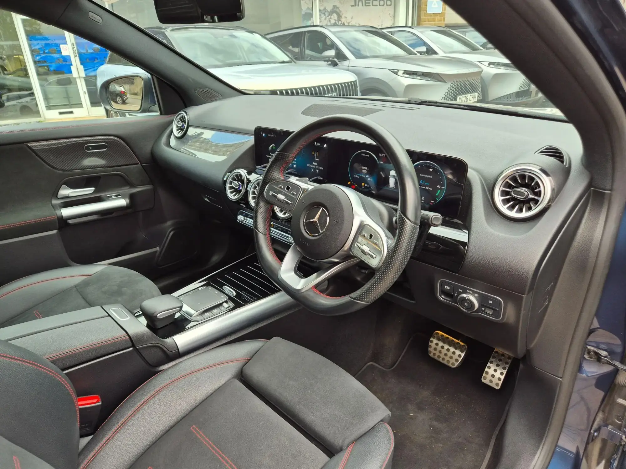Mercedes-Benz GLA Image 10 Mercedes-Benz GLA Image 10