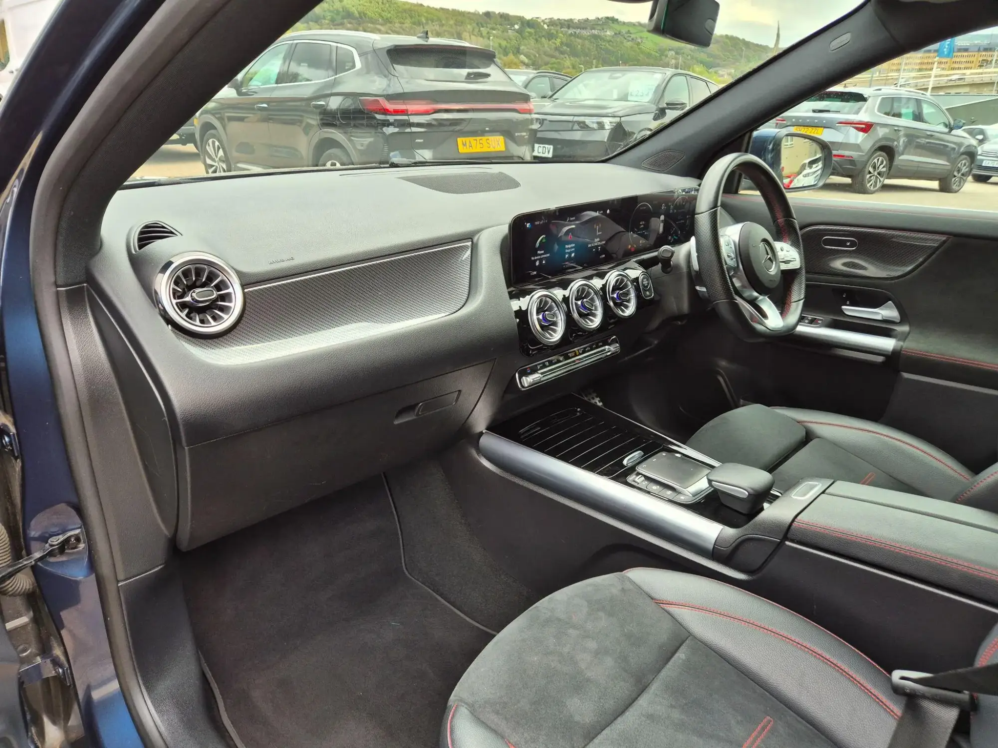 Mercedes-Benz GLA Image 11 Mercedes-Benz GLA Image 11